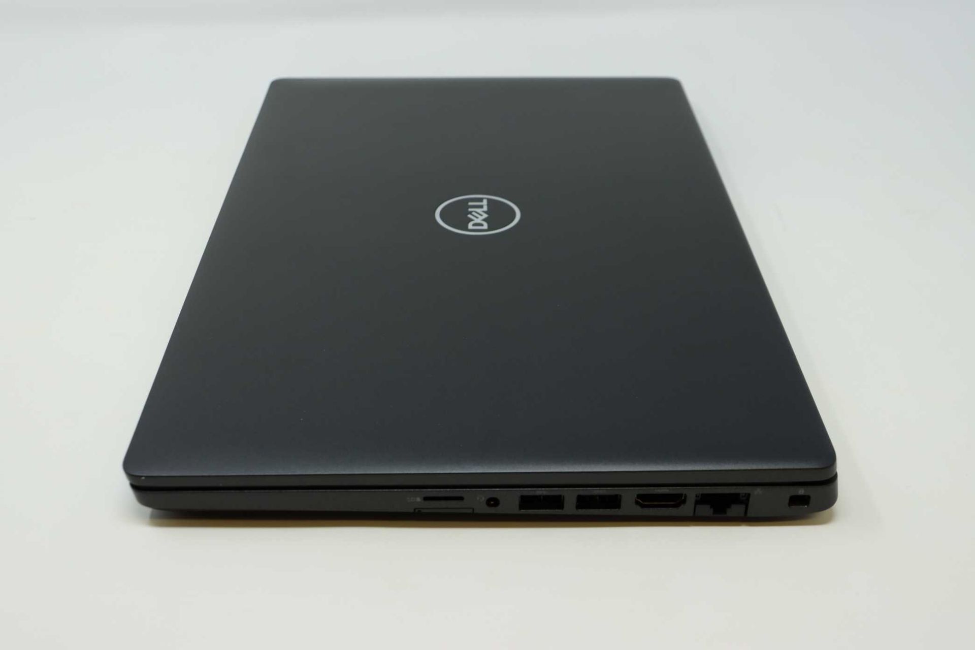 A boxed as new Dell Latitude 5400 14" Laptop in Black with Intel Core i5-8265U 1.60GHZ, 8GB RAM, - Image 3 of 15