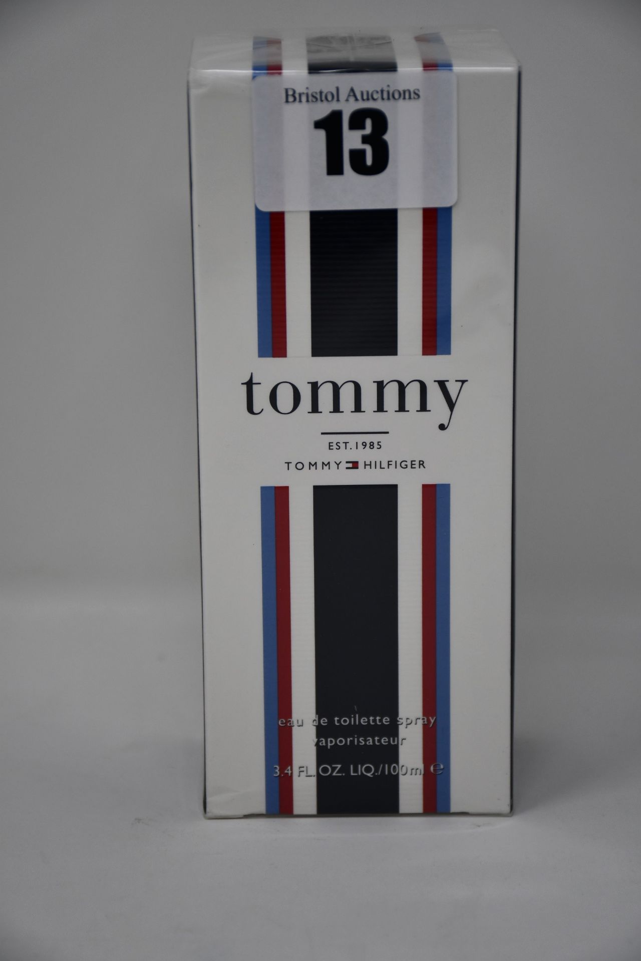 Six Tommy Hilfiger eau de toilette (100ml).