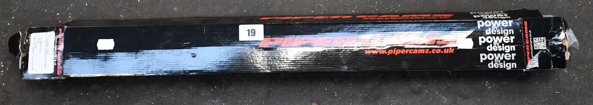 One boxed Pipercams Vauxhall Carlton camshaft.