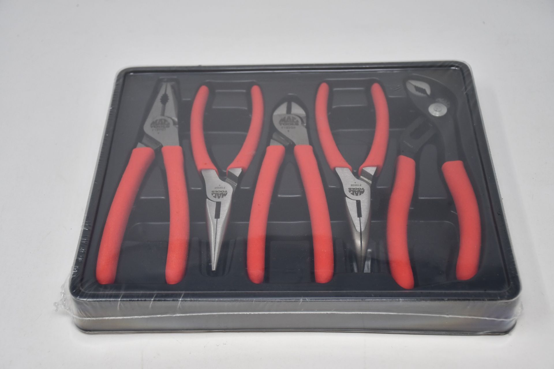 A boxed as new Mac Tools 5 piece small set (FPS5S).