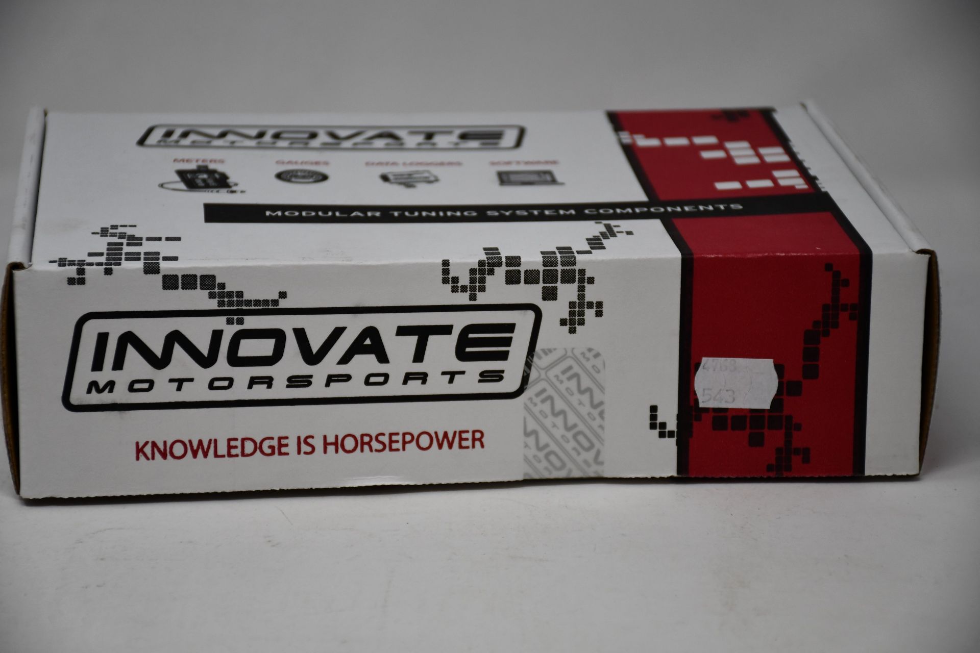 A boxed as new Innovate Motorsports 3918 MTX-L Plus Digital Air/Fuel Ratio 02 Gauge Kit, 8ft.