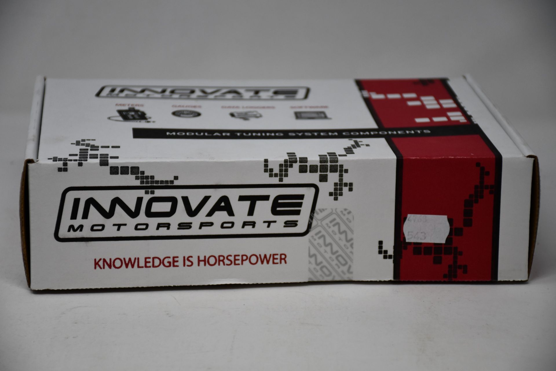 A boxed as new Innovate Motorsports 3918 MTX-L Plus Digital Air/Fuel Ratio 02 Gauge Kit, 8ft.