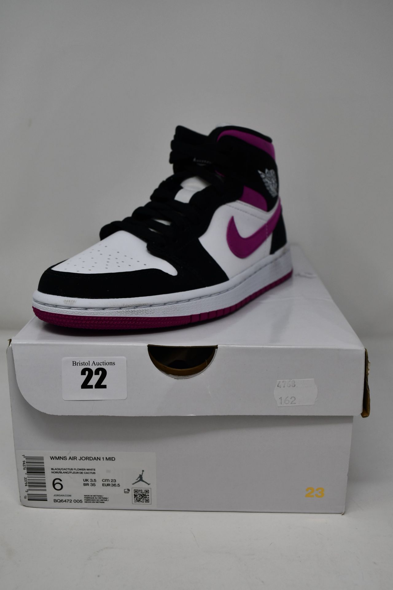 One pair of ladies boxed as new Air Jordan 1 Mid Magenta (UK 3.5).