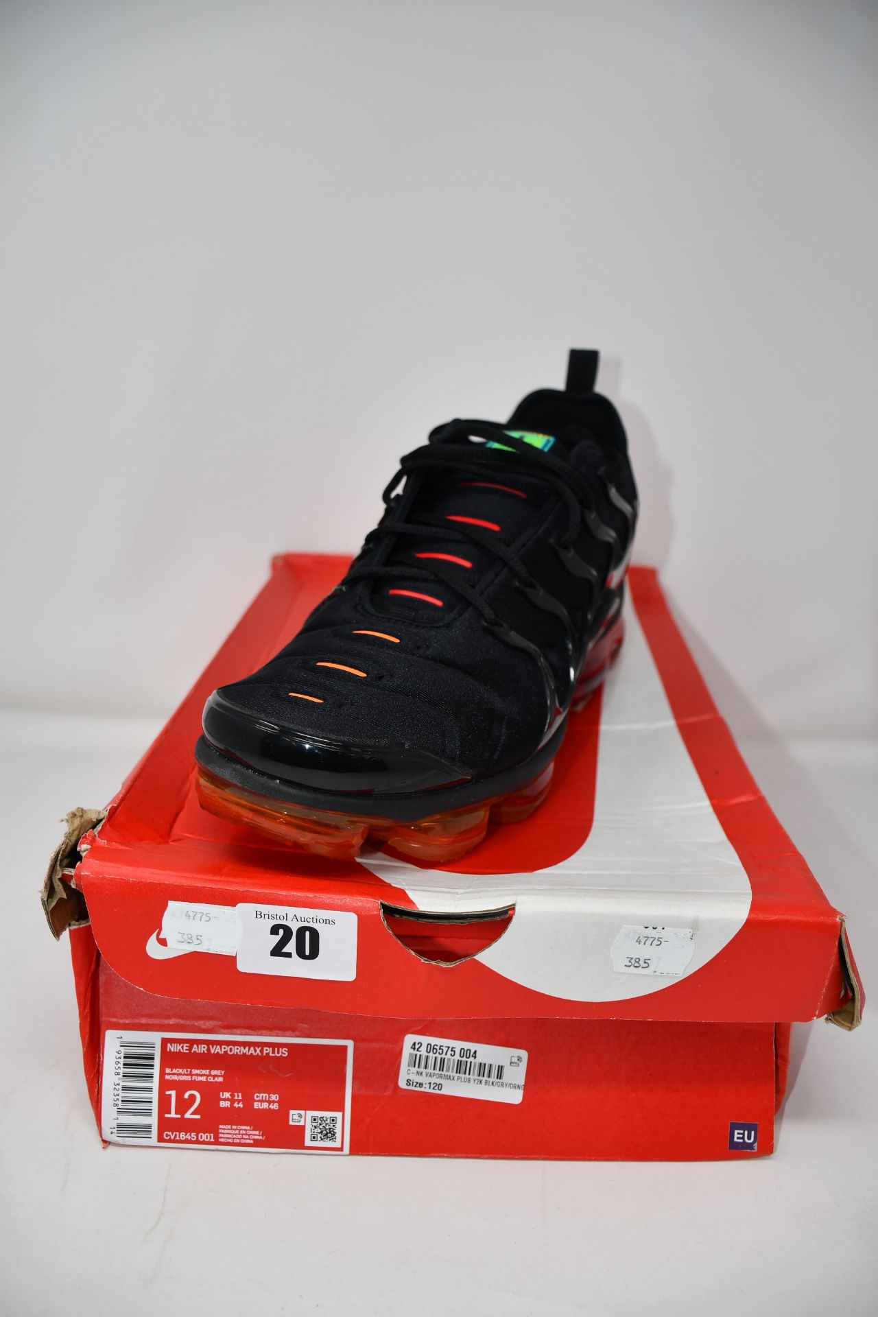 A pair of as new Nike Air Vapormax Plus trainers (UK 11).
