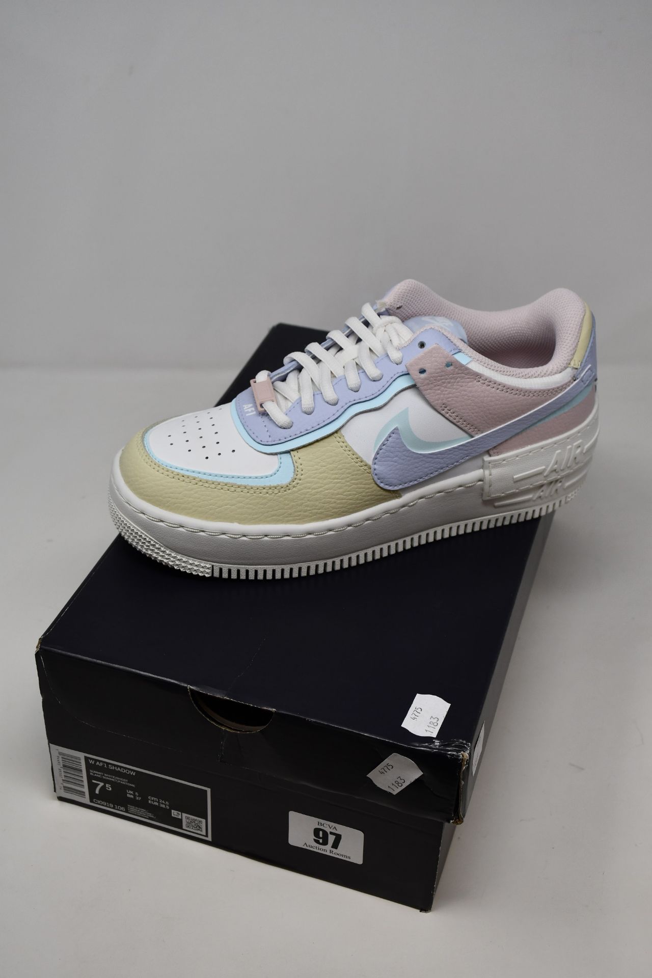 A pair of women's as new Nike Air Force 1 Shadow trainers (UK 5).