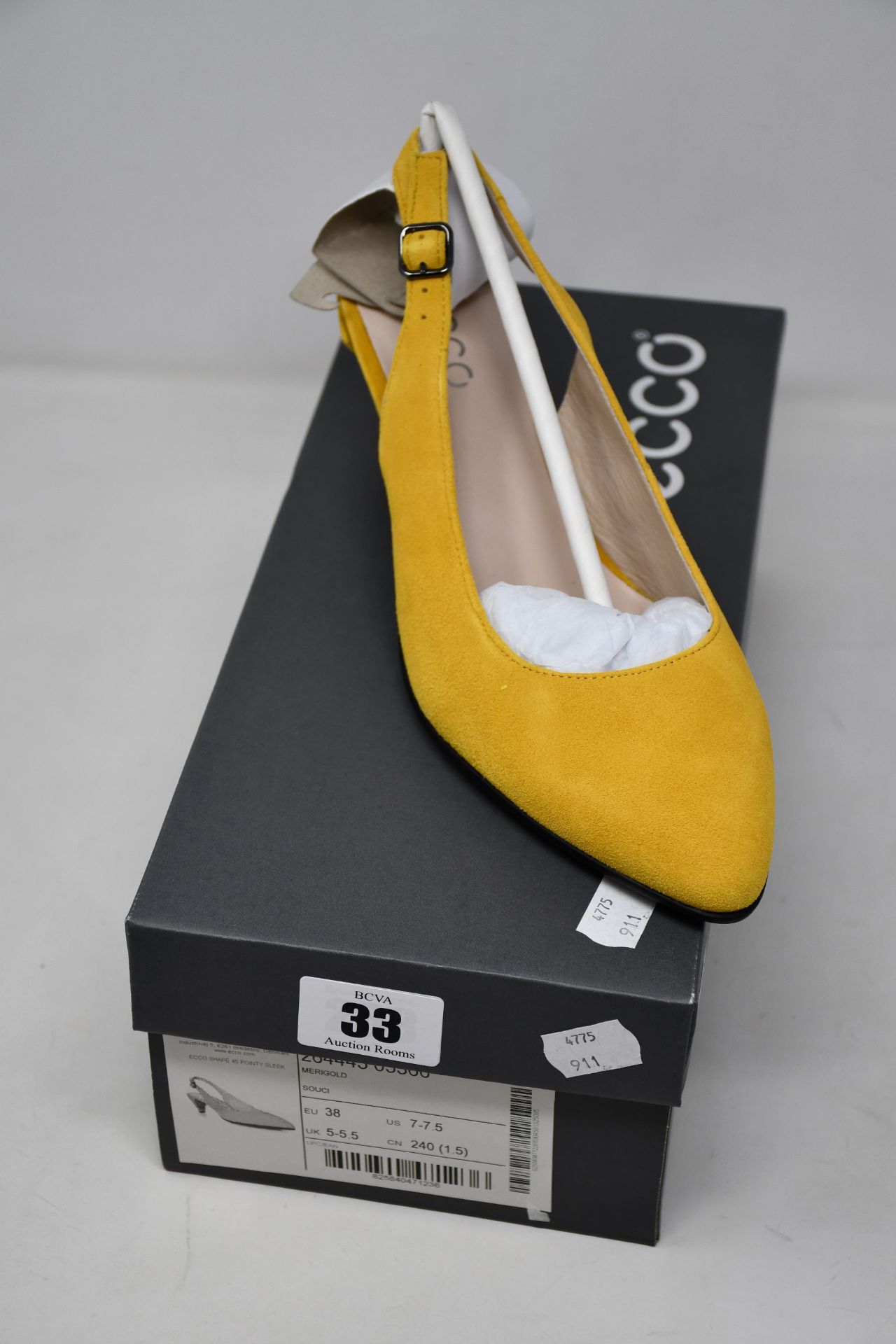 A pair of as new Ecco Shape 45 Pointy Sleek shoes (UK 7 - 7.5).