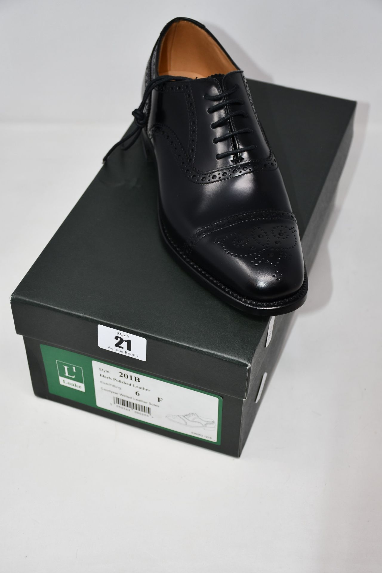 A pair of men's as new Loake 201B Semi-brogue shoes (UK 6F).