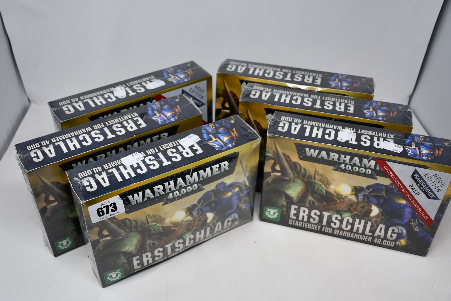 Six boxed as new Warhammer 40.000: Erstschlag (First strike, German version).