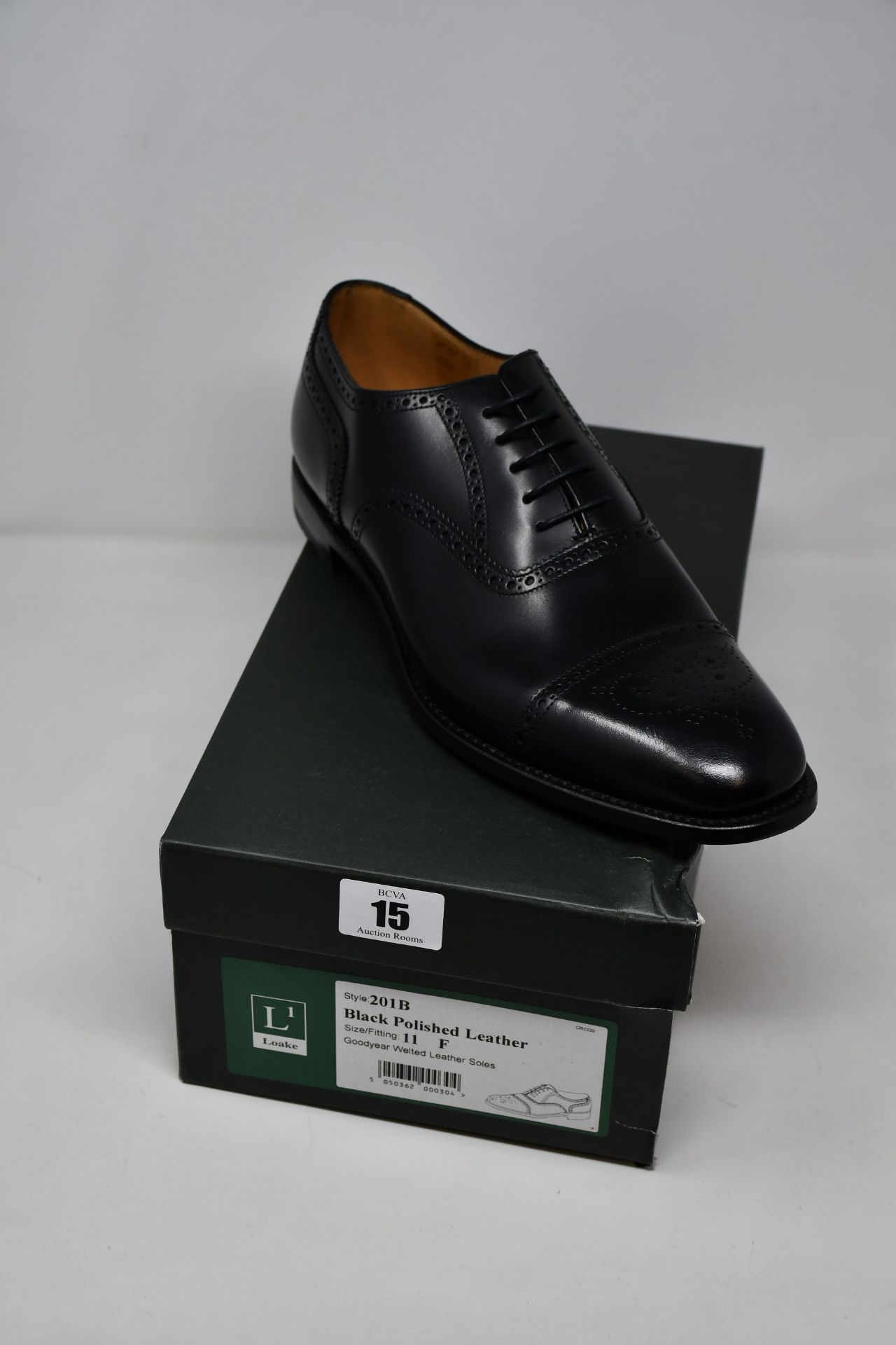 A pair of men's as new Loake 201B Semi-brogue shoes (UK 11F).