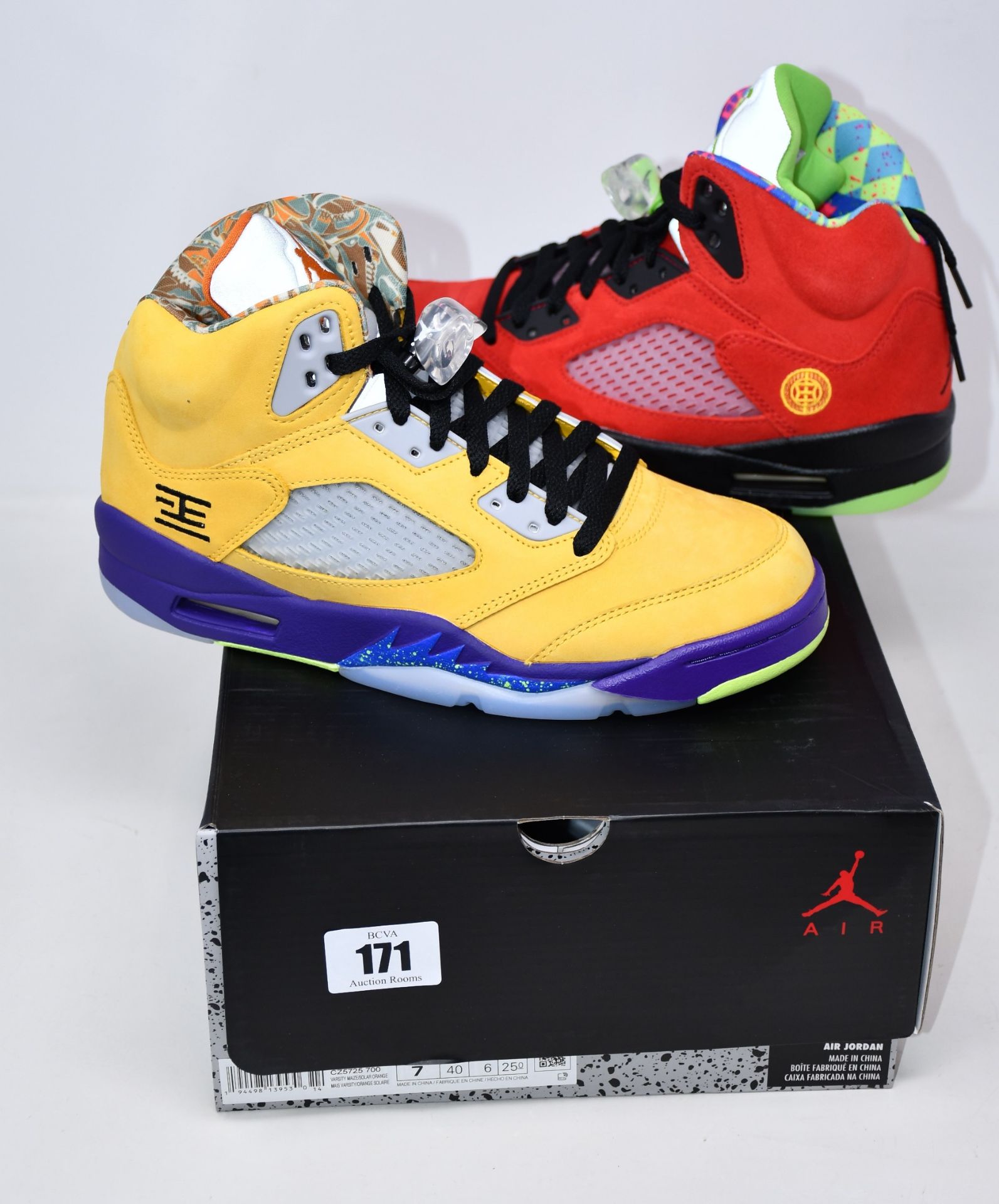 A pair of as new Nike Air Jordan 5 Retro SE trainers (UK 6).