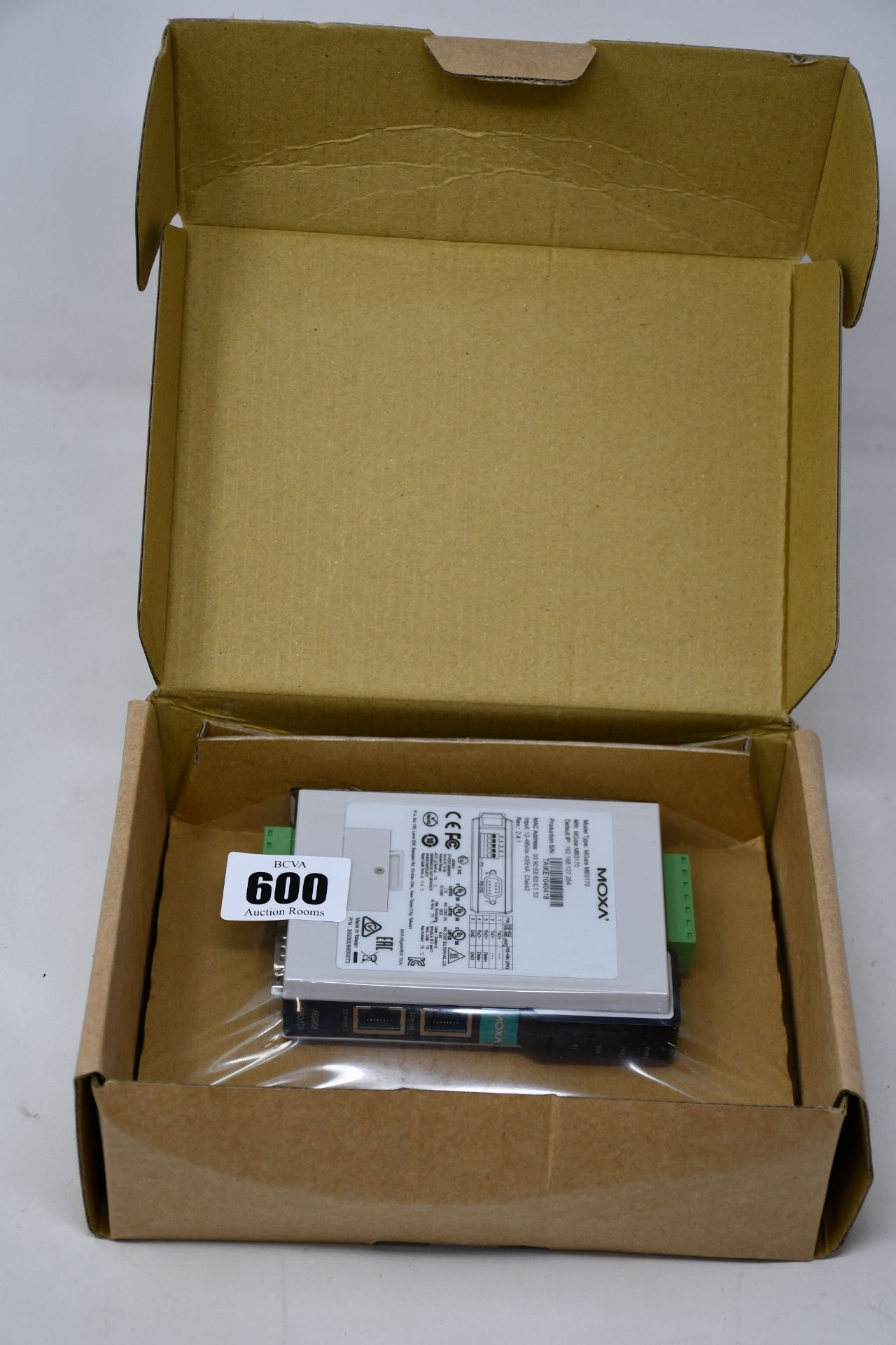 A boxed as new Moxa MGate MB3170 V2.4.1 Advanced Serial-to-Ethernet Modbus Gateway (P/N: