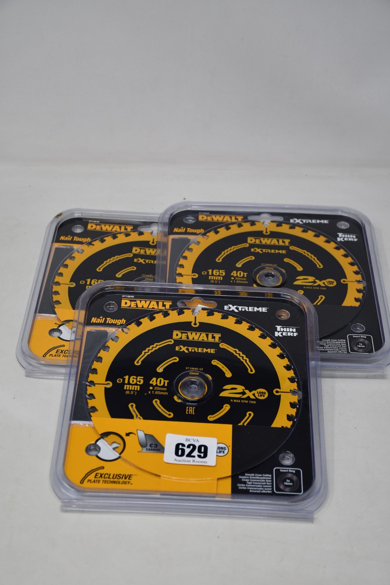 Twenty five as new DeWalt DT10640 Saw Blades.