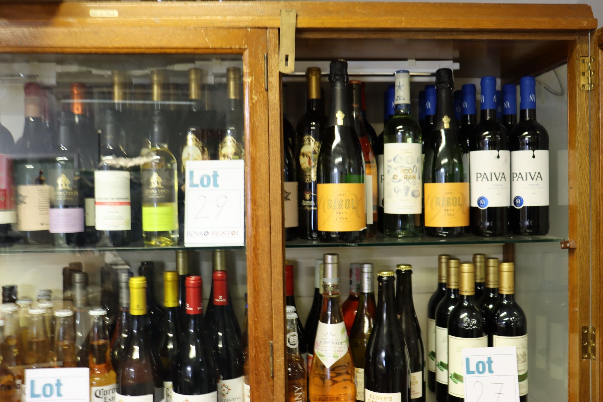 A large quantity of assorted wine and related items to include 1900 Rigol cava, Altos Ibericos Rioja