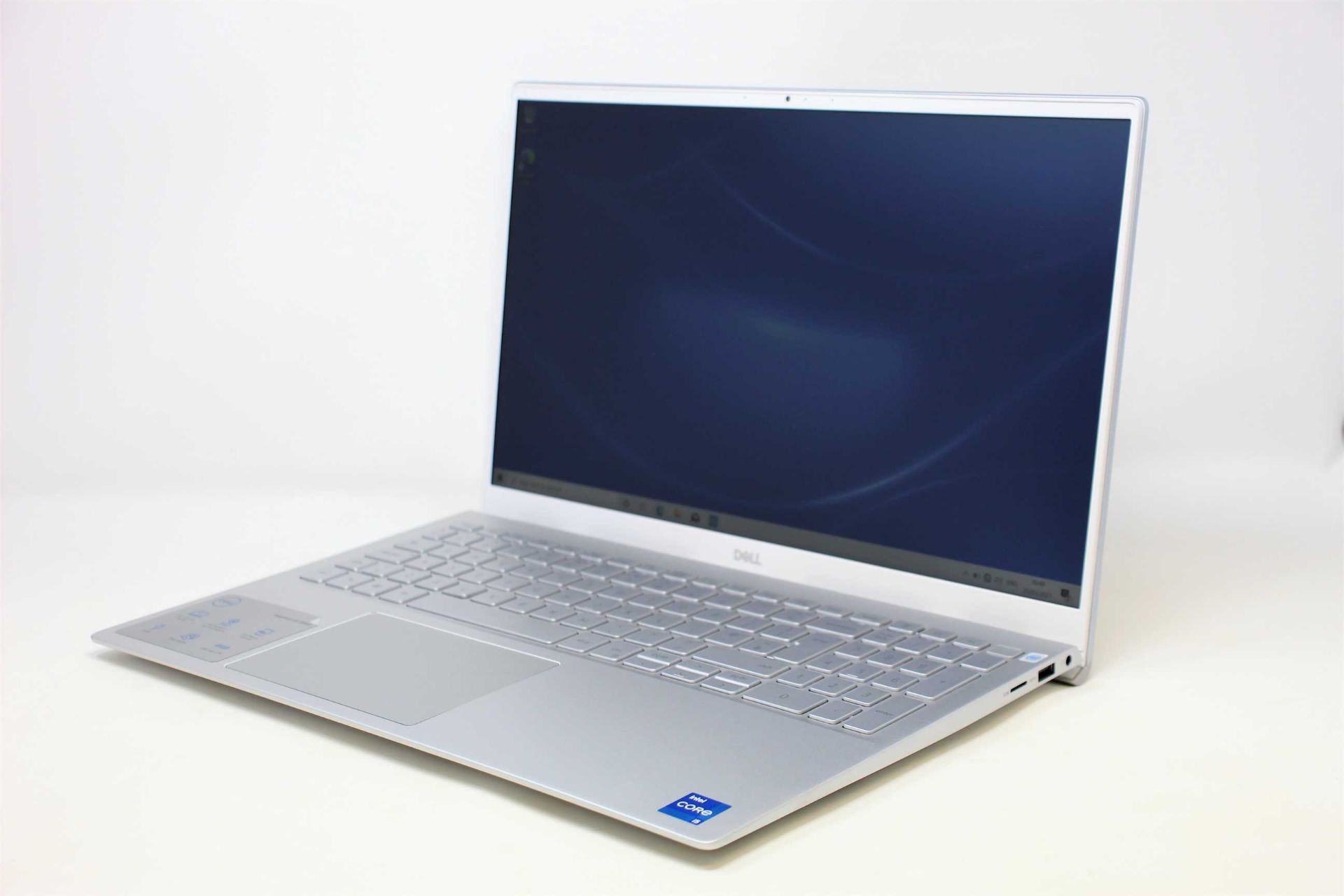 A boxed as new Dell Inspiron 15 5502 15.6" FHD Laptop in Silver with Intel Core i5-1135G7, 8GB