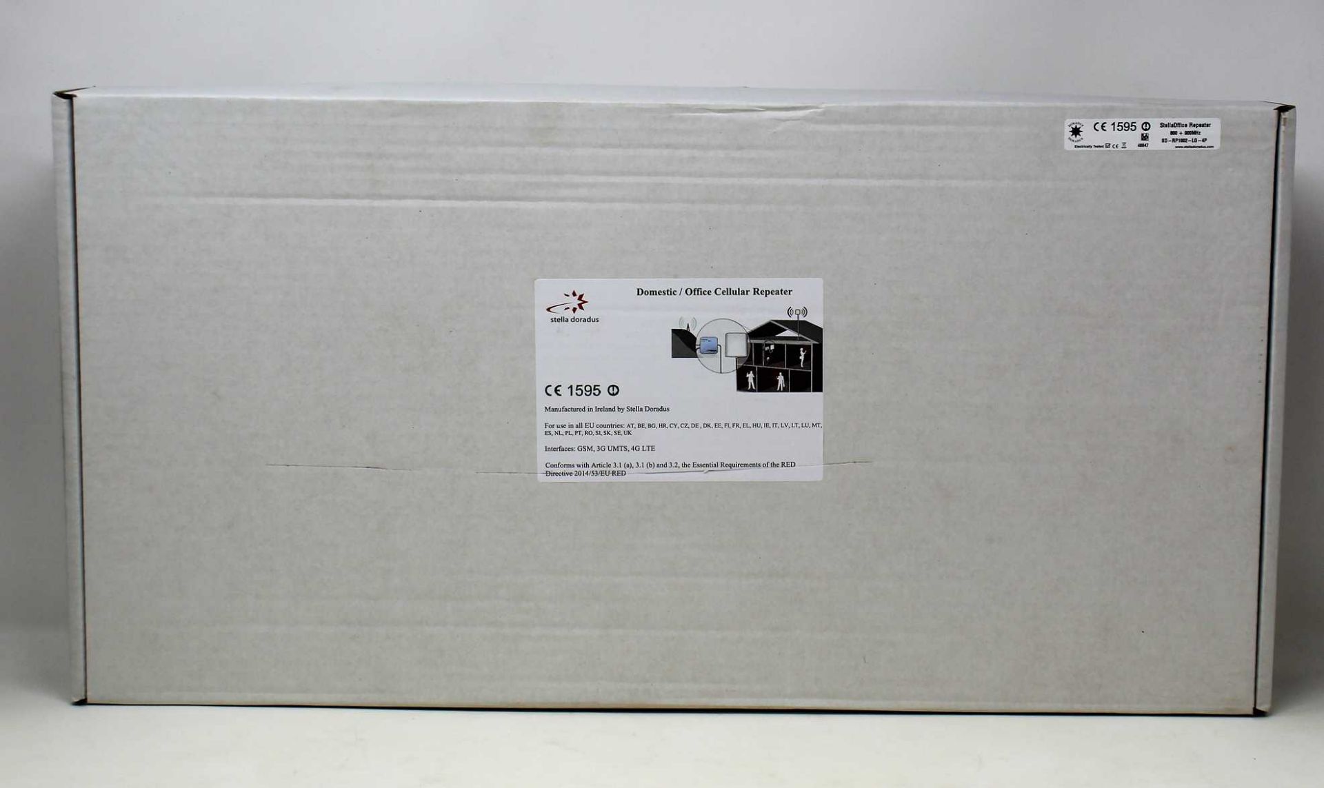 A boxed as new Stella Doradus StellaOffice Repeater 800 + 900MHz SD-RP1002-LG-4P (UK plug adaptoer