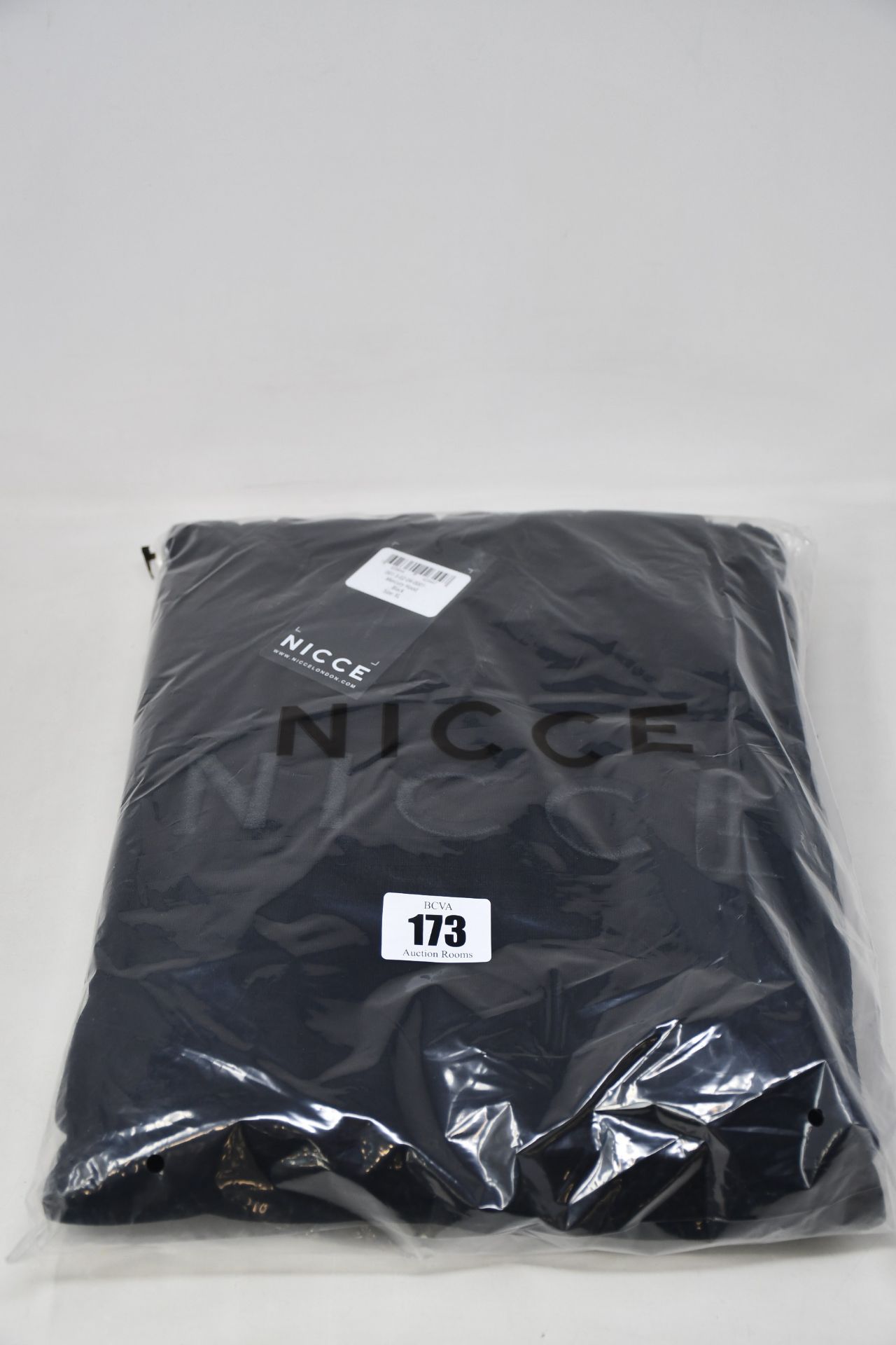 Five as new Nicce Mercury hoodies (2 x M, 2 x L, 1 x XL - RRP £55 each).