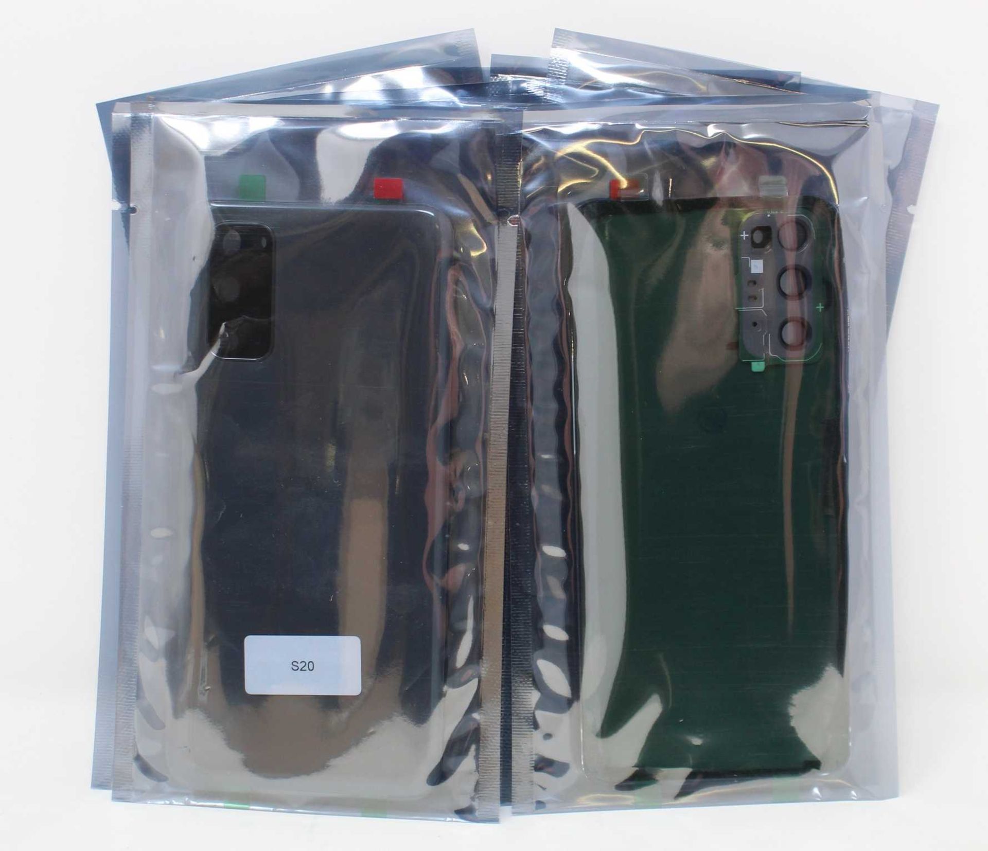 Ten as new unbranded replacement back covers for Samsung S20 Ultra in Black.