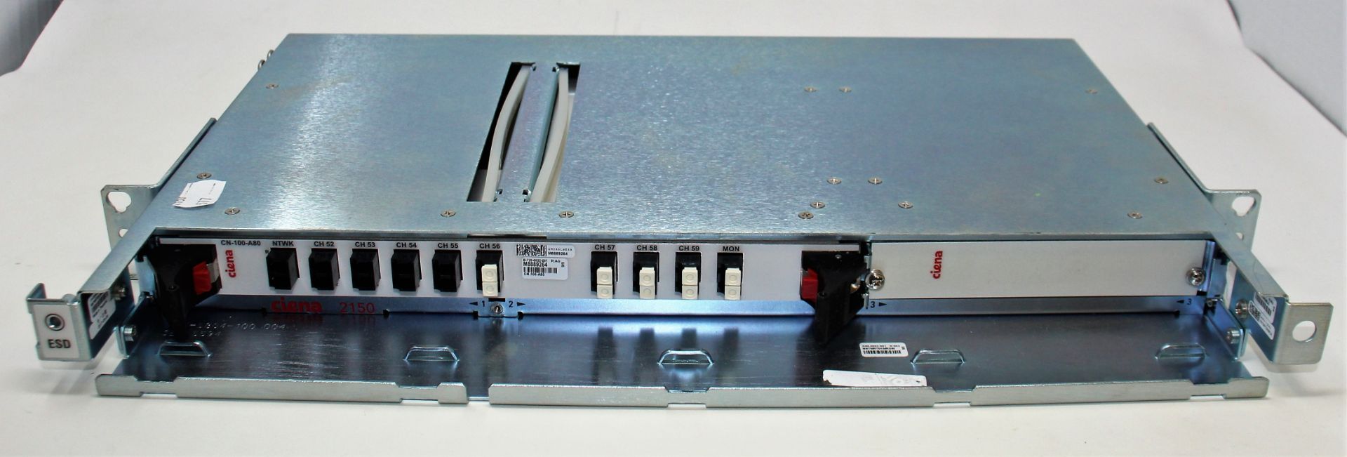 A pre-owned Ciena CN-100-A80 B-720-0022-001 WM0AALWEAA M8889224 DWDM Module (Untested, sold as - Image 2 of 3