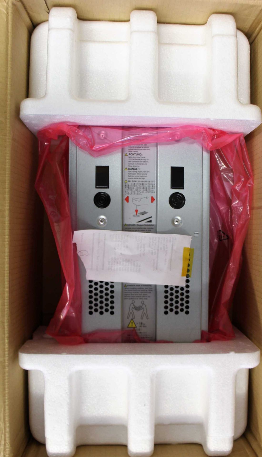 COLLECTION ONLY: An APC Symmetra RM 2-6kVA SYBT2 Battery Module (Appears as new, possibly