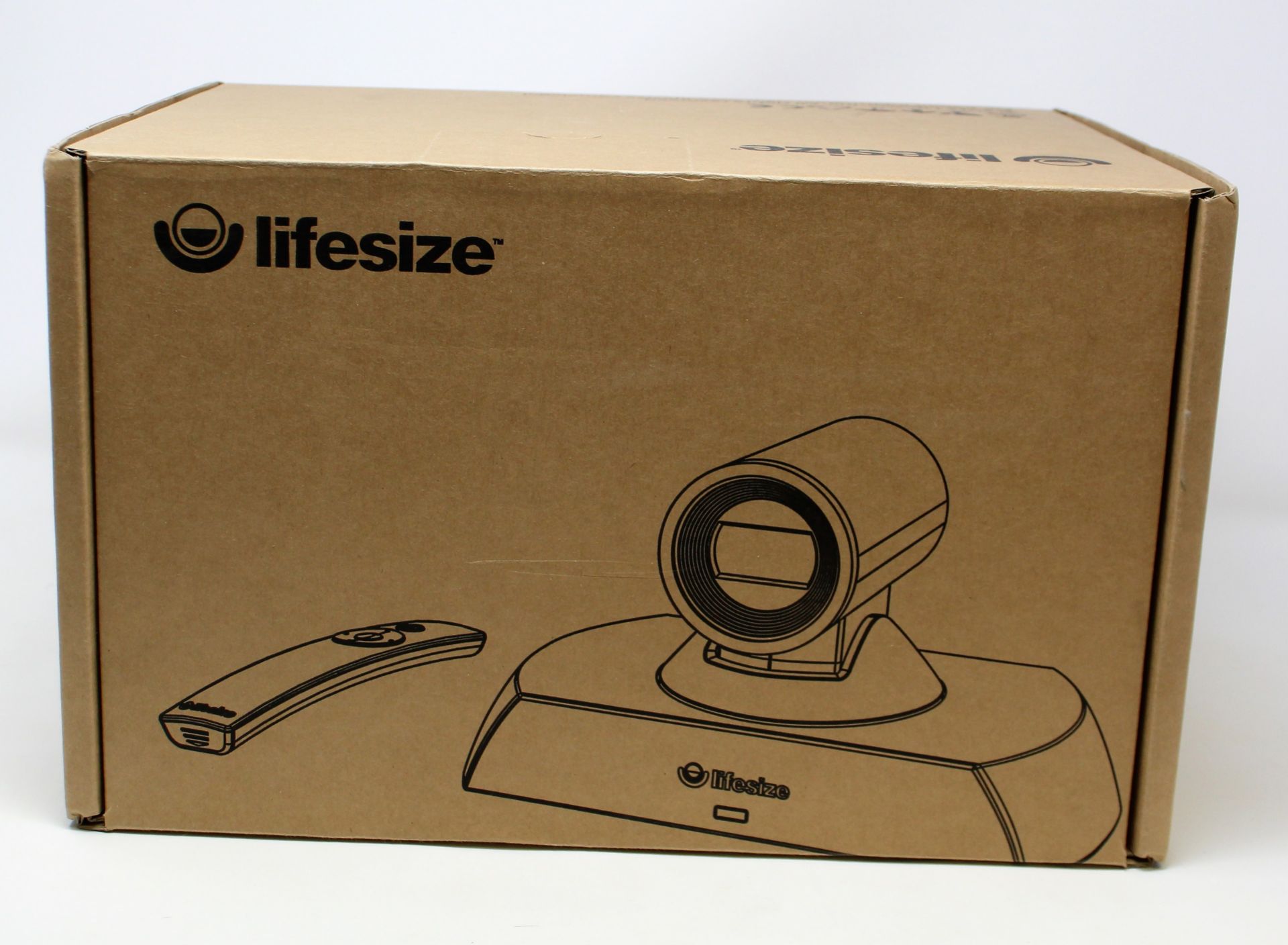 A pre-owned Lifesize Icon 400 Video Conferencing Camera (M/N: LFZ-003) (Remote and power adaptor - Image 2 of 4