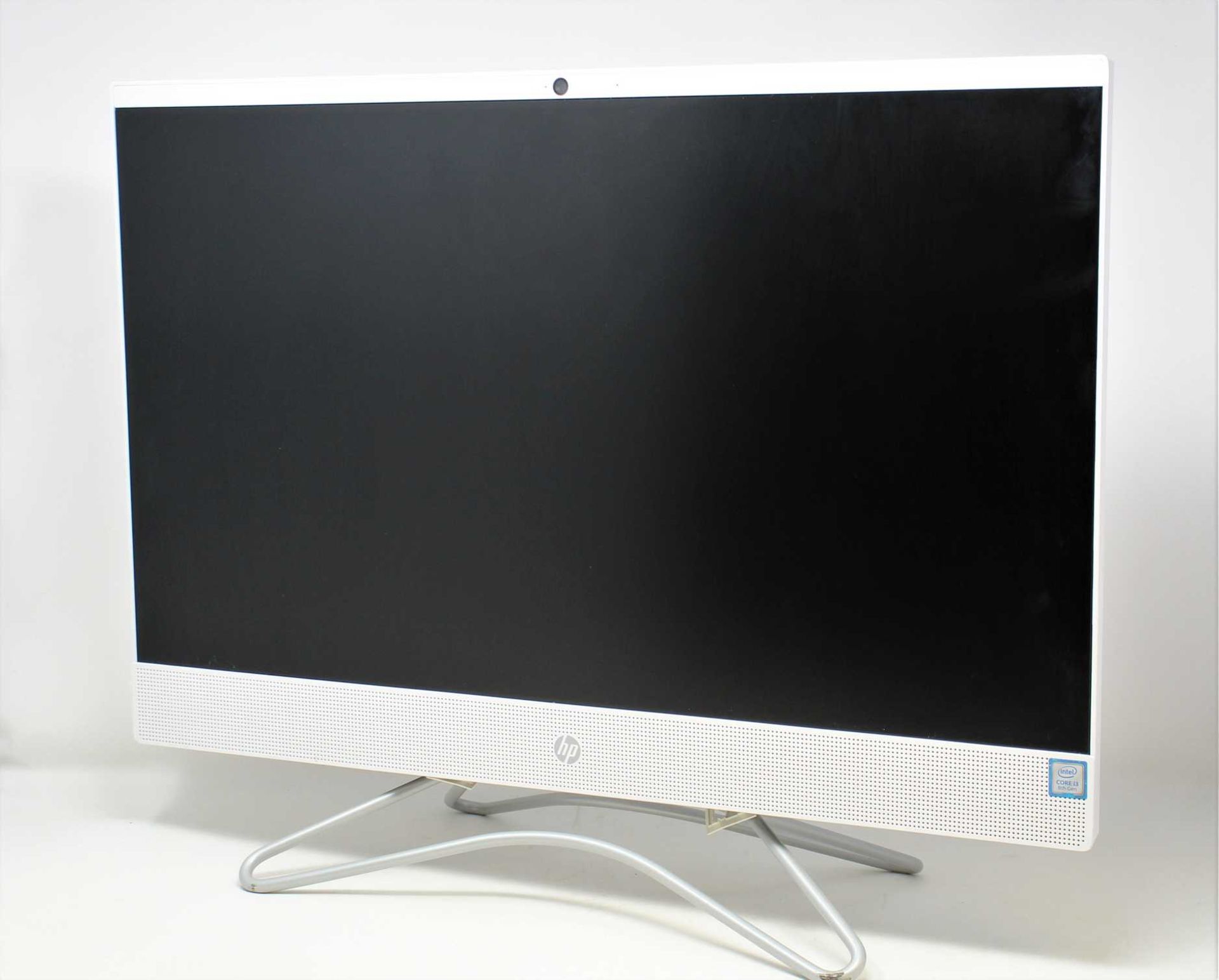 SOLD FOR SPARES OR REPAIR, COLLECTION ONLY: A pre-owned HP 24-f0015na Intel Core i3 All-in-One