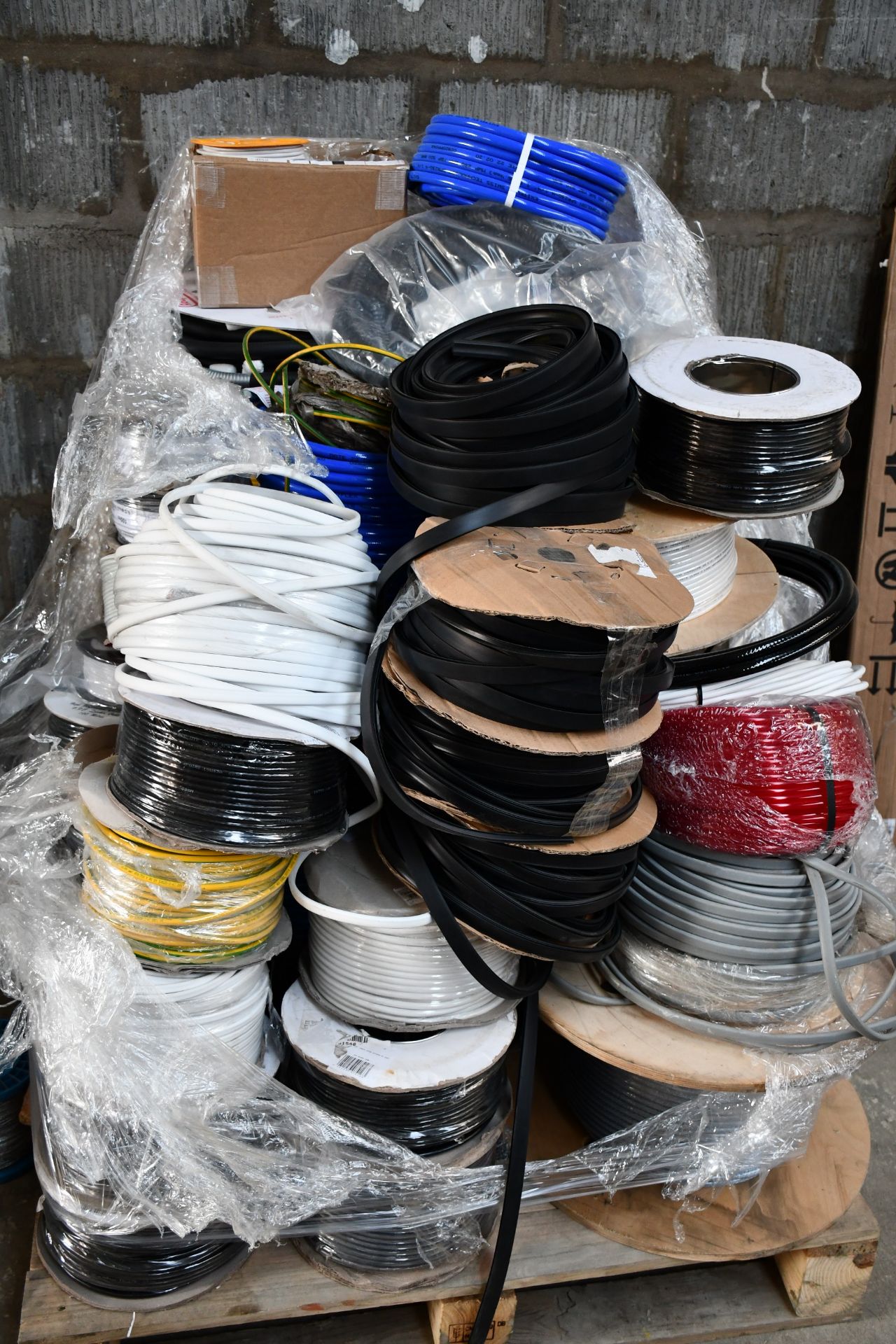 A pallet of miscellaneous wire/cabling.