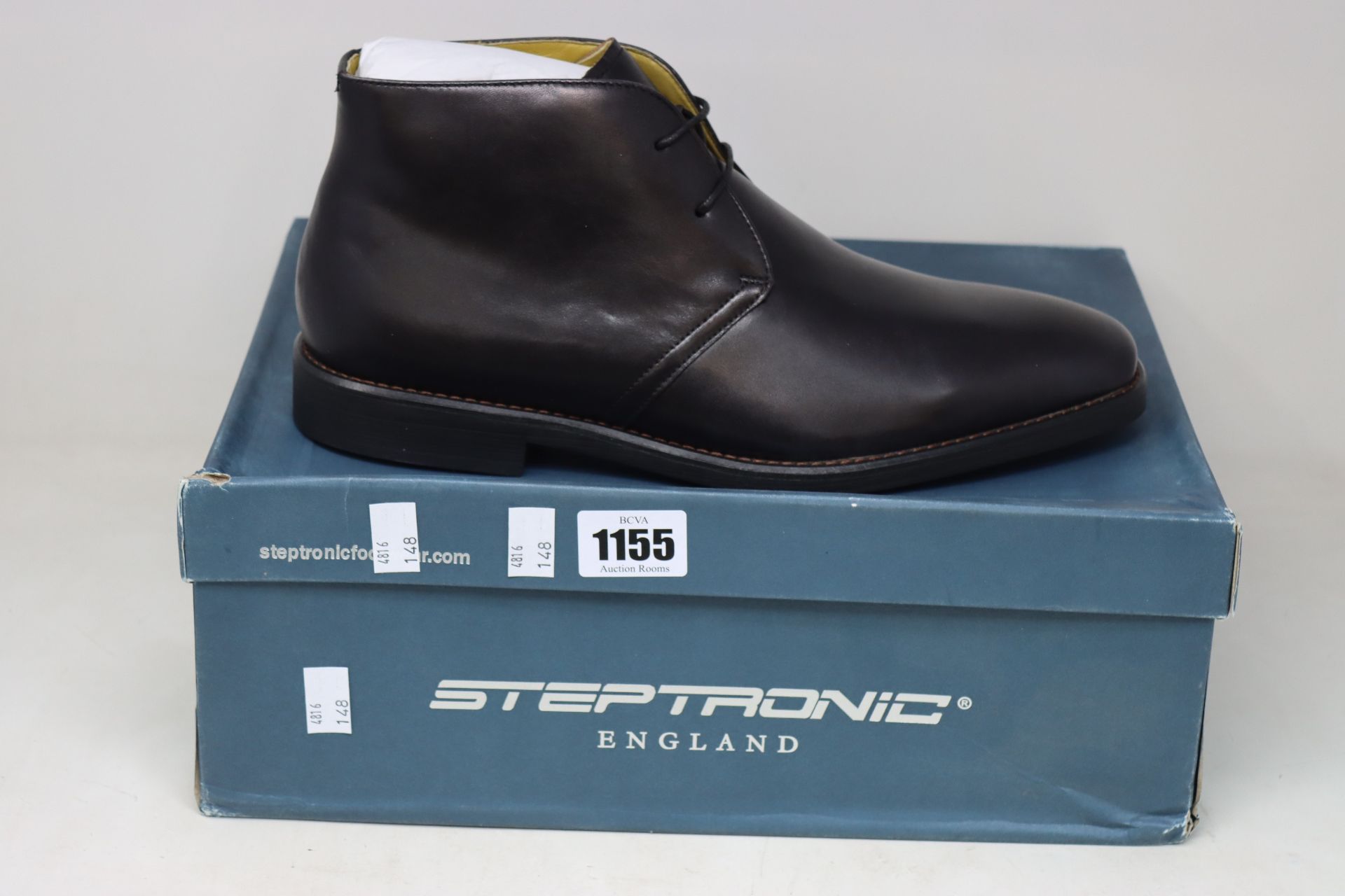 A pair of as new Steptronic Mitcham boots (EU 44).