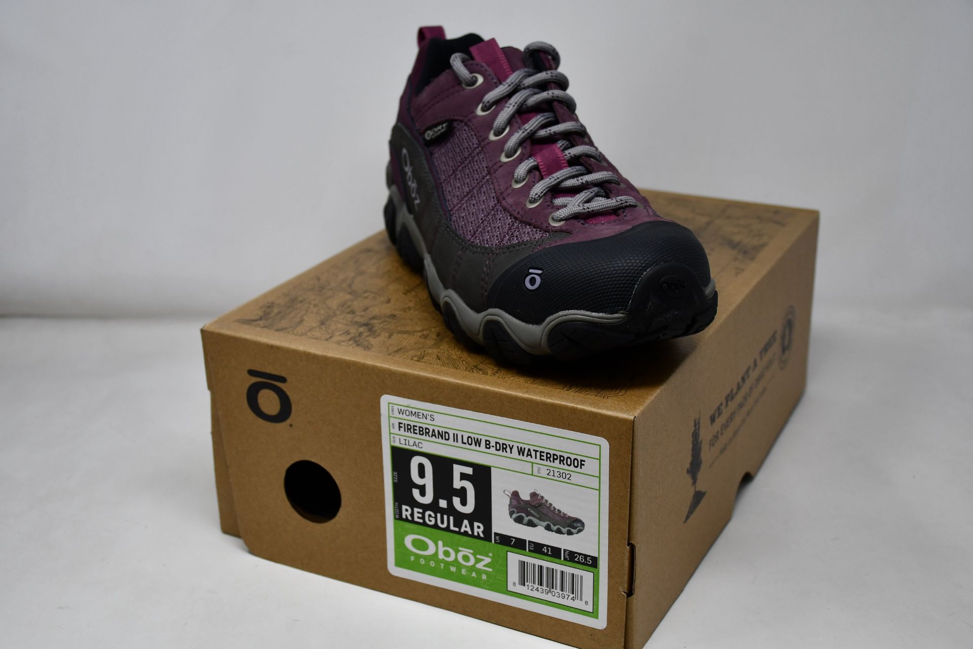 A pair of women's as new Oboz firebrand II Low B-Dry waterproof walking shoes (UK 7).