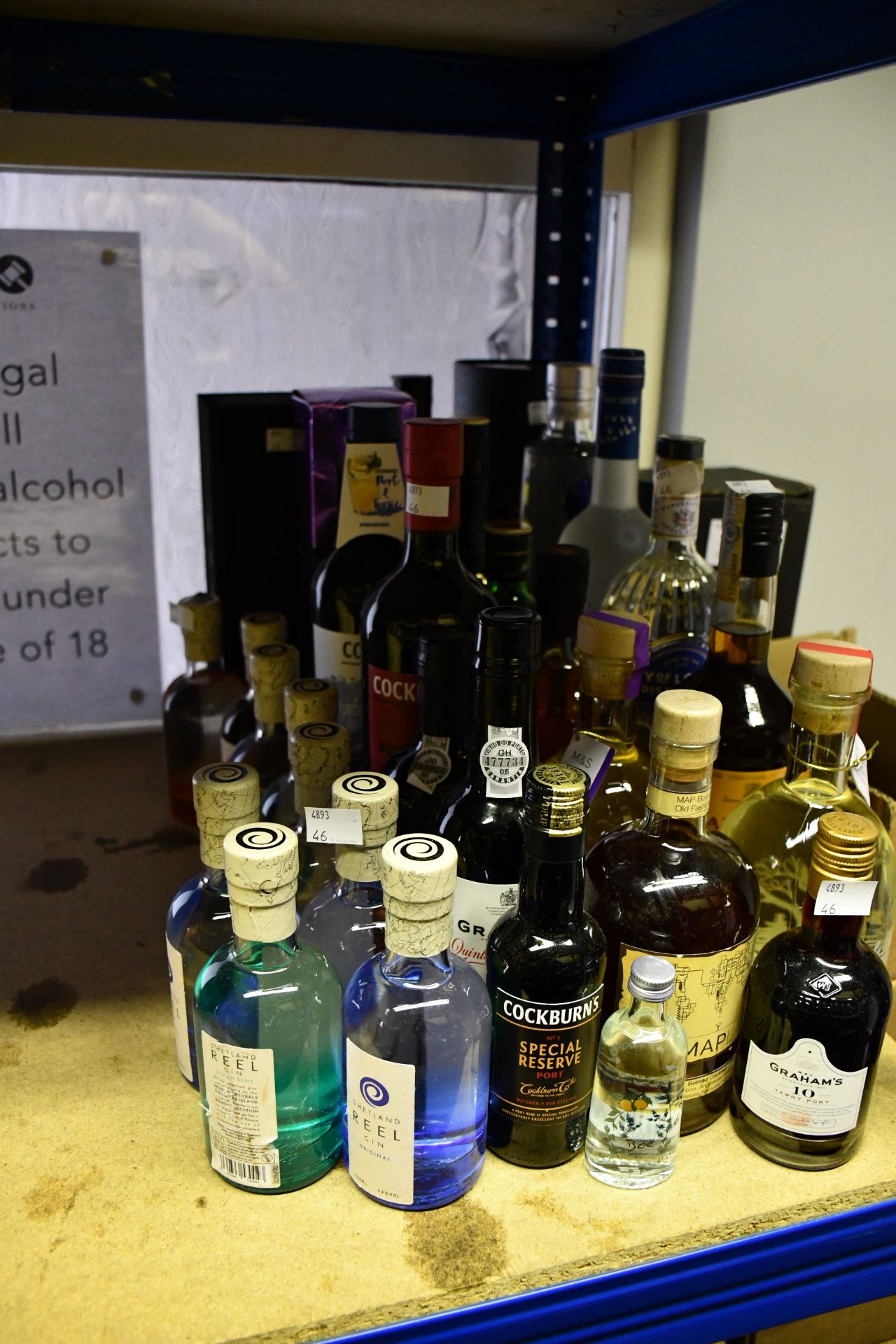 A quantity of alcohol to include vodka, gin, whisky, liqueurs and port (Approximately 25 items) (