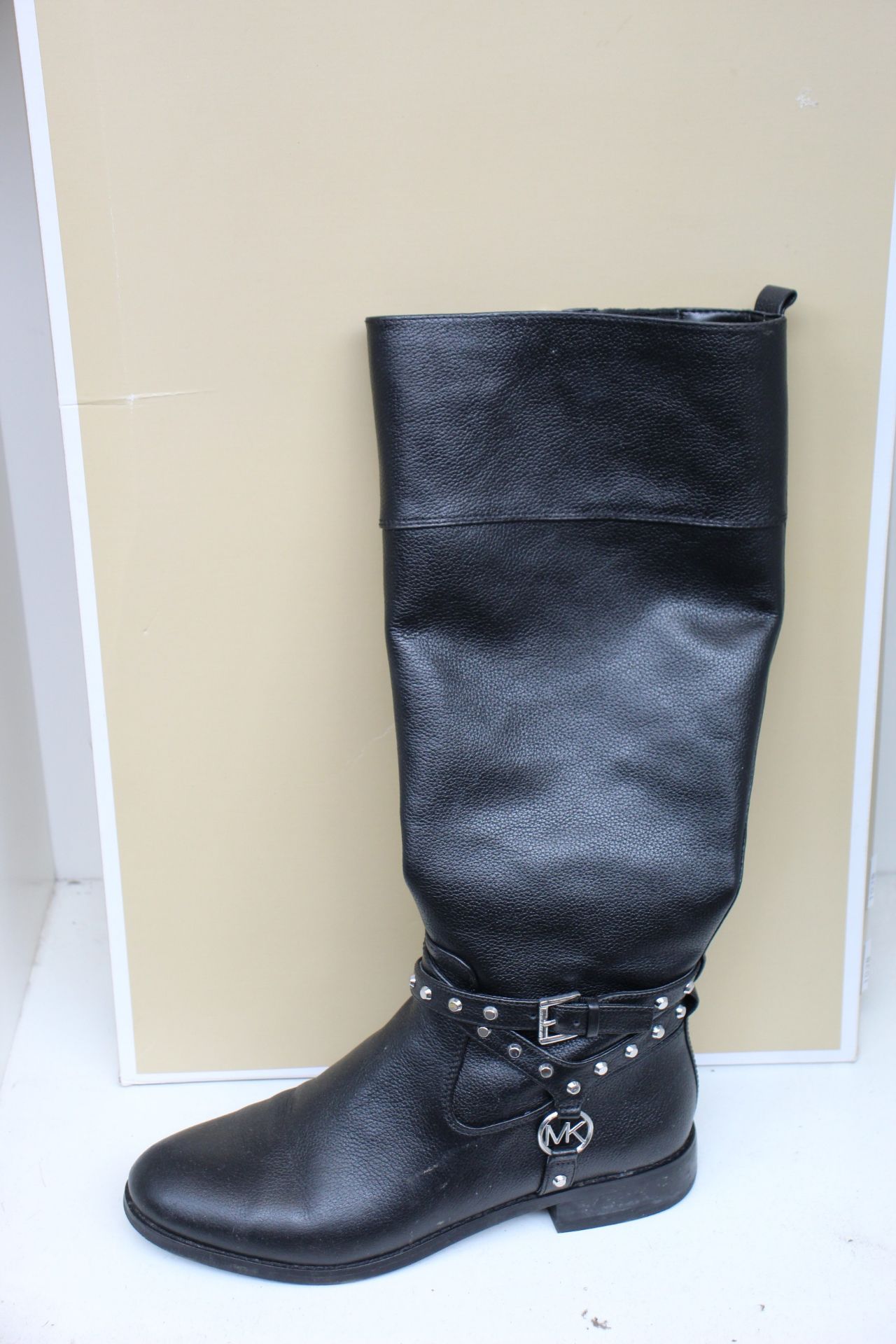 A pair of pre-owned Michael Kors Preston boots (UK 8.5).