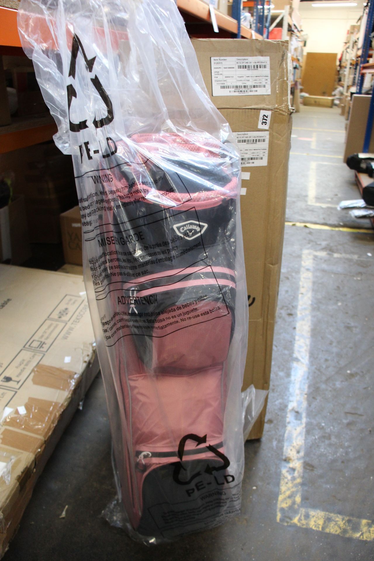 A boxed as new Callaway Chev 14 Dry Cart Bag in black, rose and white.