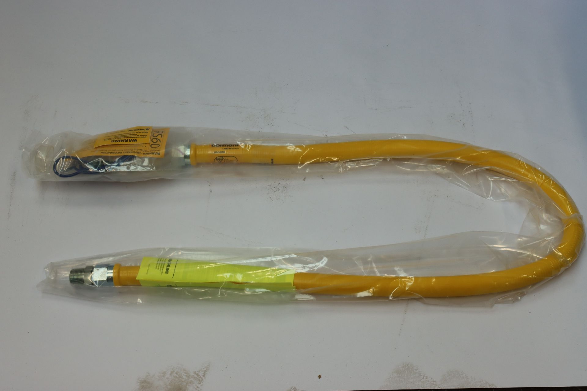 Five boxed as new Dormont commercial gas hoses 11366 (Catering).