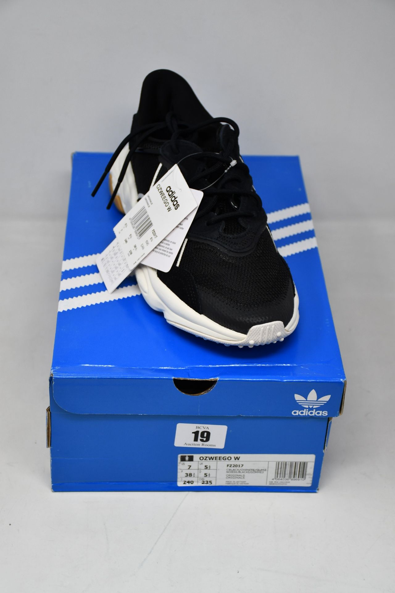 A pair of women's as new Adidas Ozweego trainers (UK 5.5).