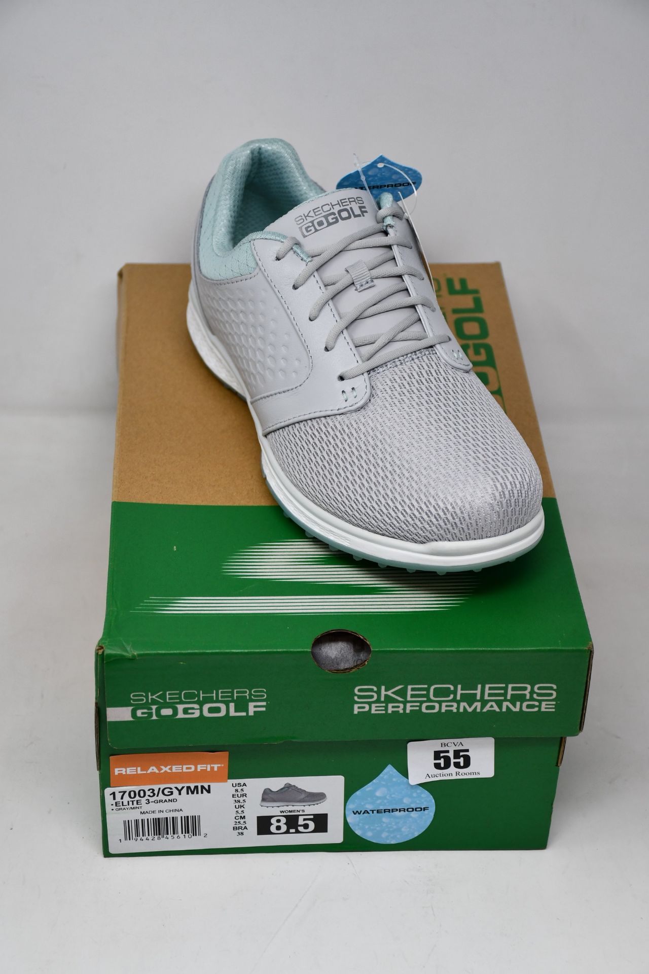 A pair of women's as new Skechers Go Golf Elite 3 Grand shoes (UK 5.5).