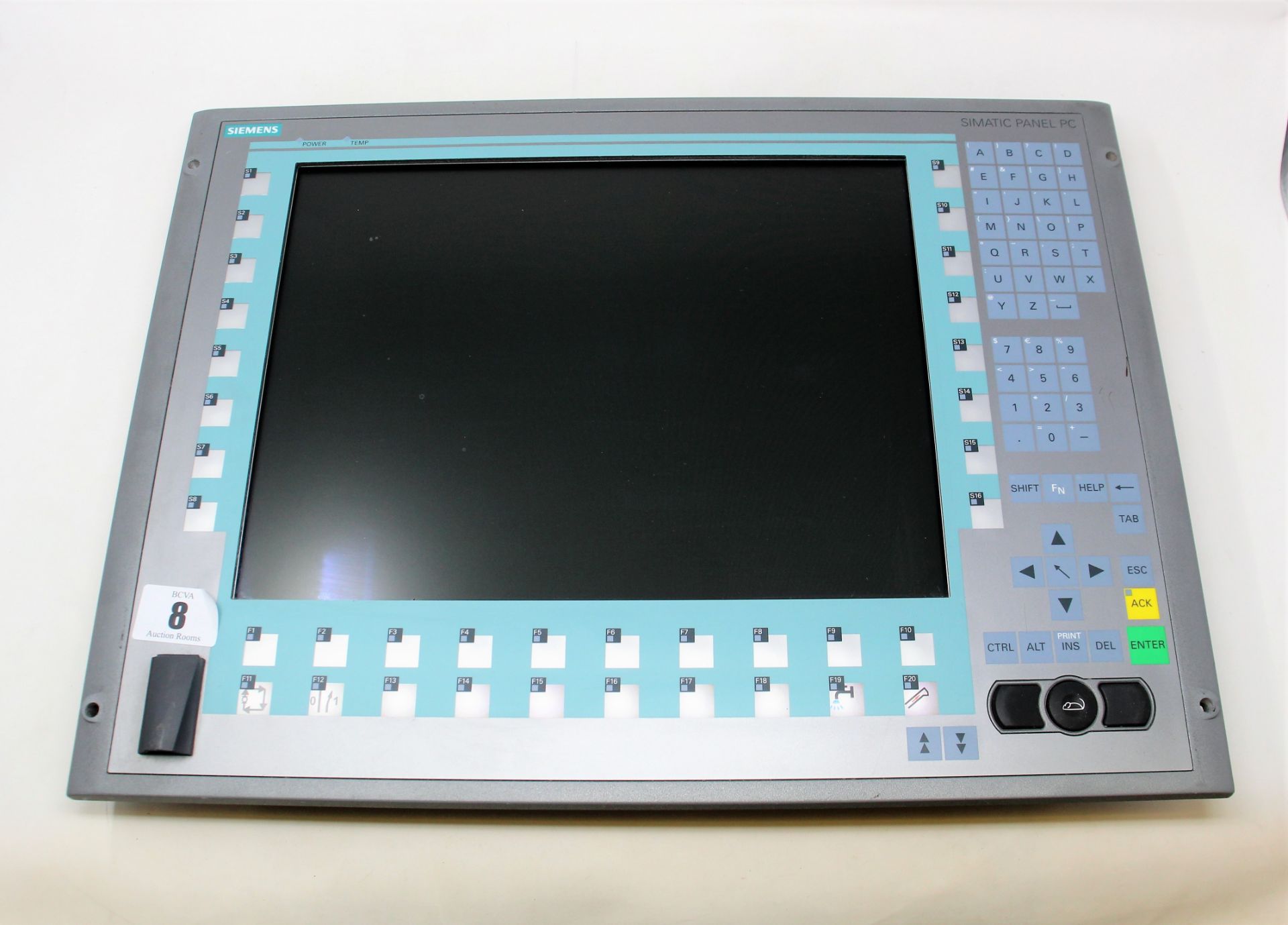 A pre-owned Siemens Simatic 15 K 677/877 Panel PC (P/N: 6AV7873-0BC20-1AC0 A5E00747065) (Untested,