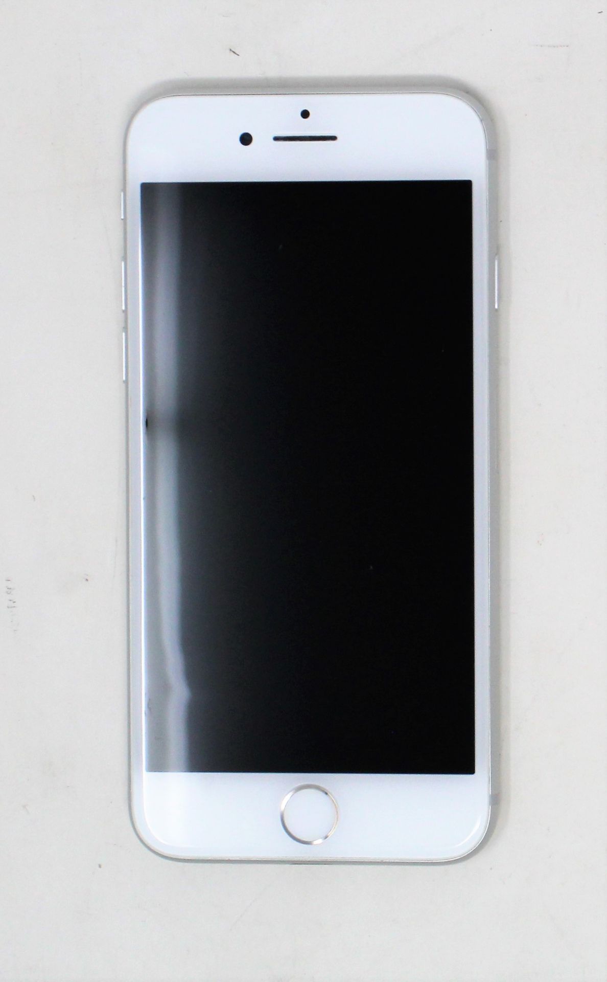 A pre-owned Apple iPhone 8 (AT&T/T-Mobile/Global/A1905) 64GB in Silver (iCloud Activation clear) (