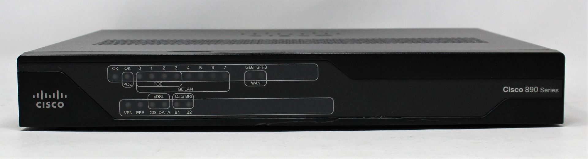 A pre-owned Cisco 890 Series Integrated Services Router (PN: 897VA) (some minor damage to casing