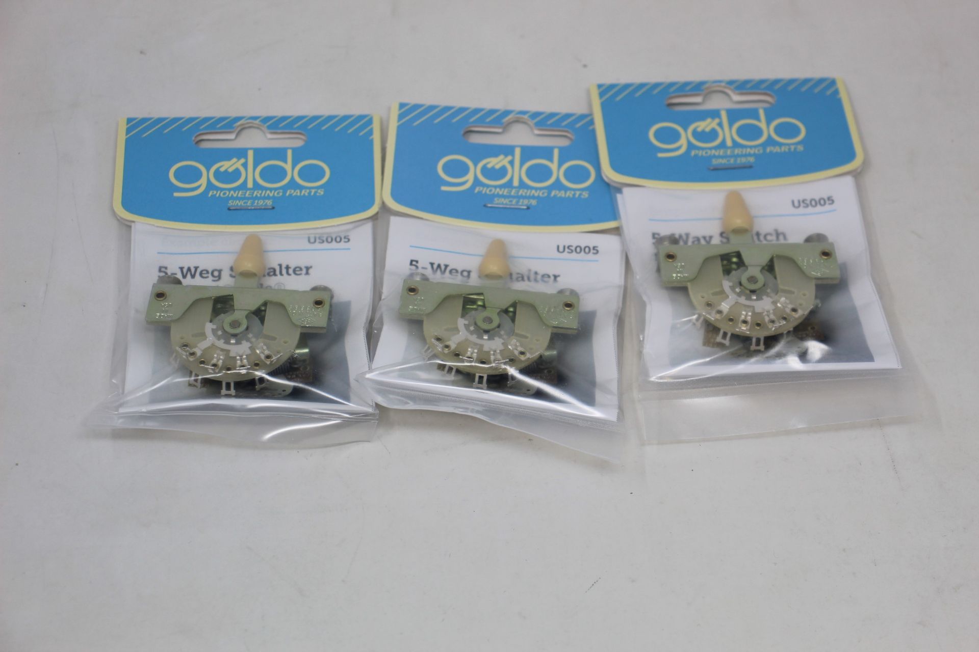 Ten as new Göldo US005 CRL 5-Way Switches.