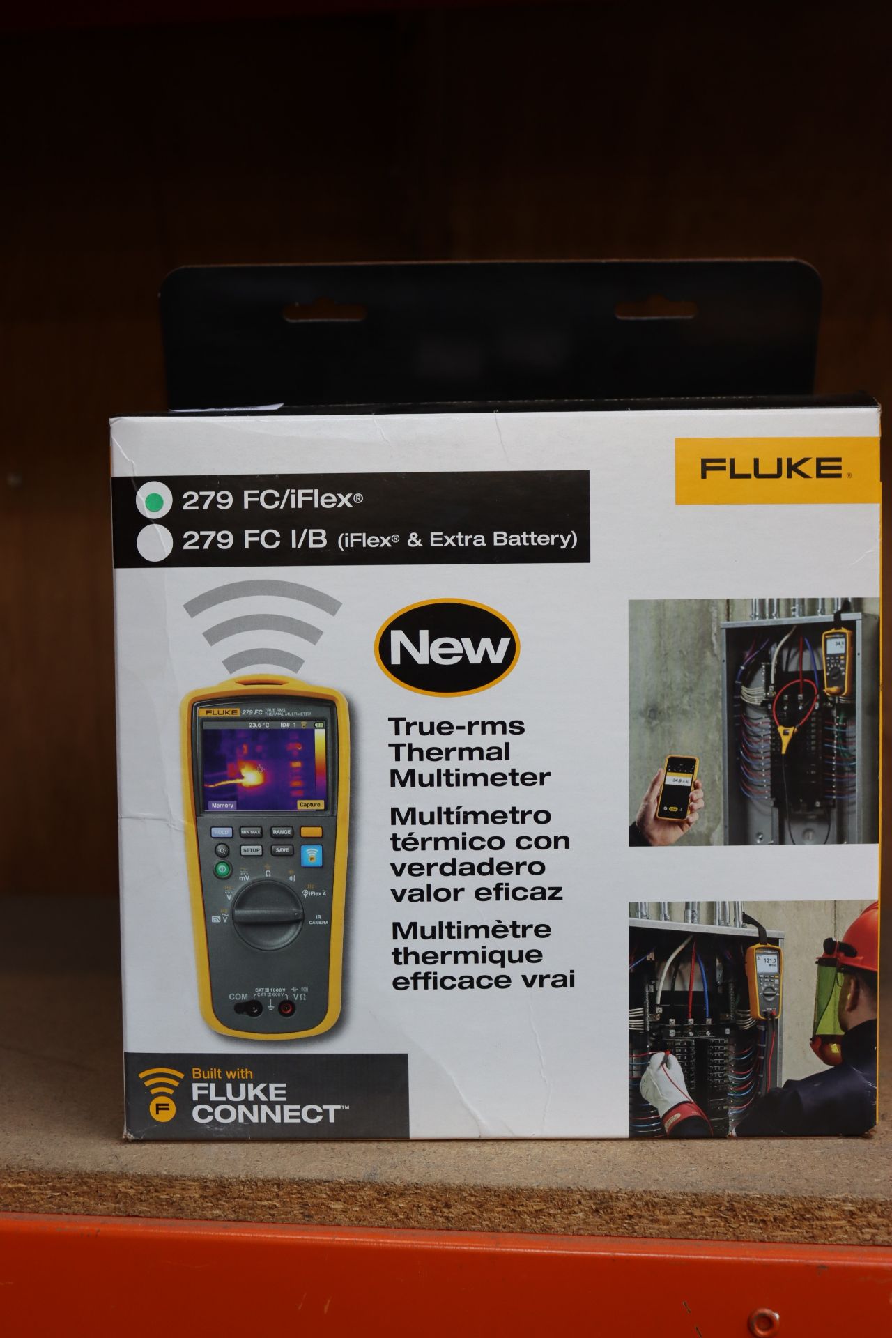 A boxed as new Fluke 279 FC/iFlex true-rms thermal multimeter.