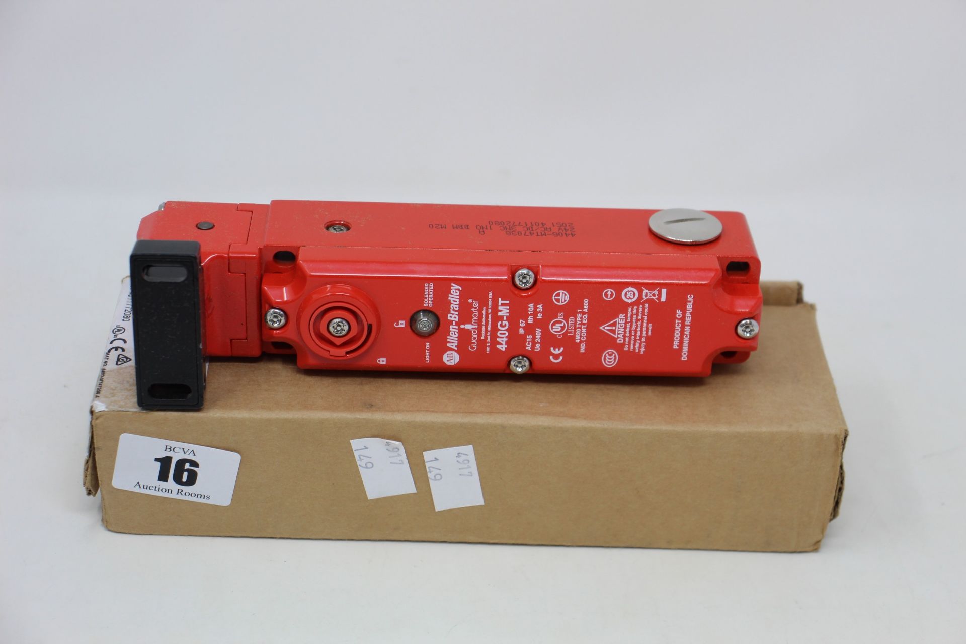 A boxed as new Allen-Bradley Guardmaster - Locking Switch (440G-MT47038).