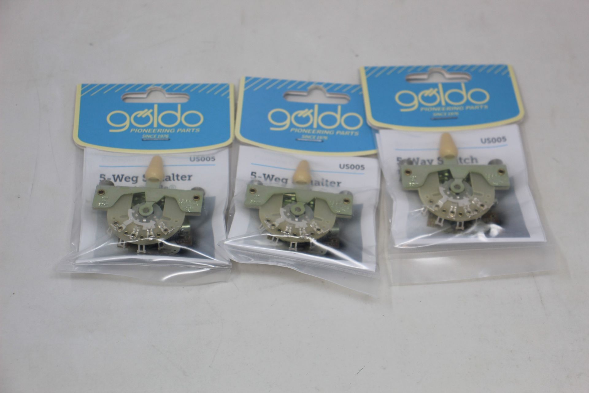 Ten as new Göldo US005 CRL 5-Way Switches.