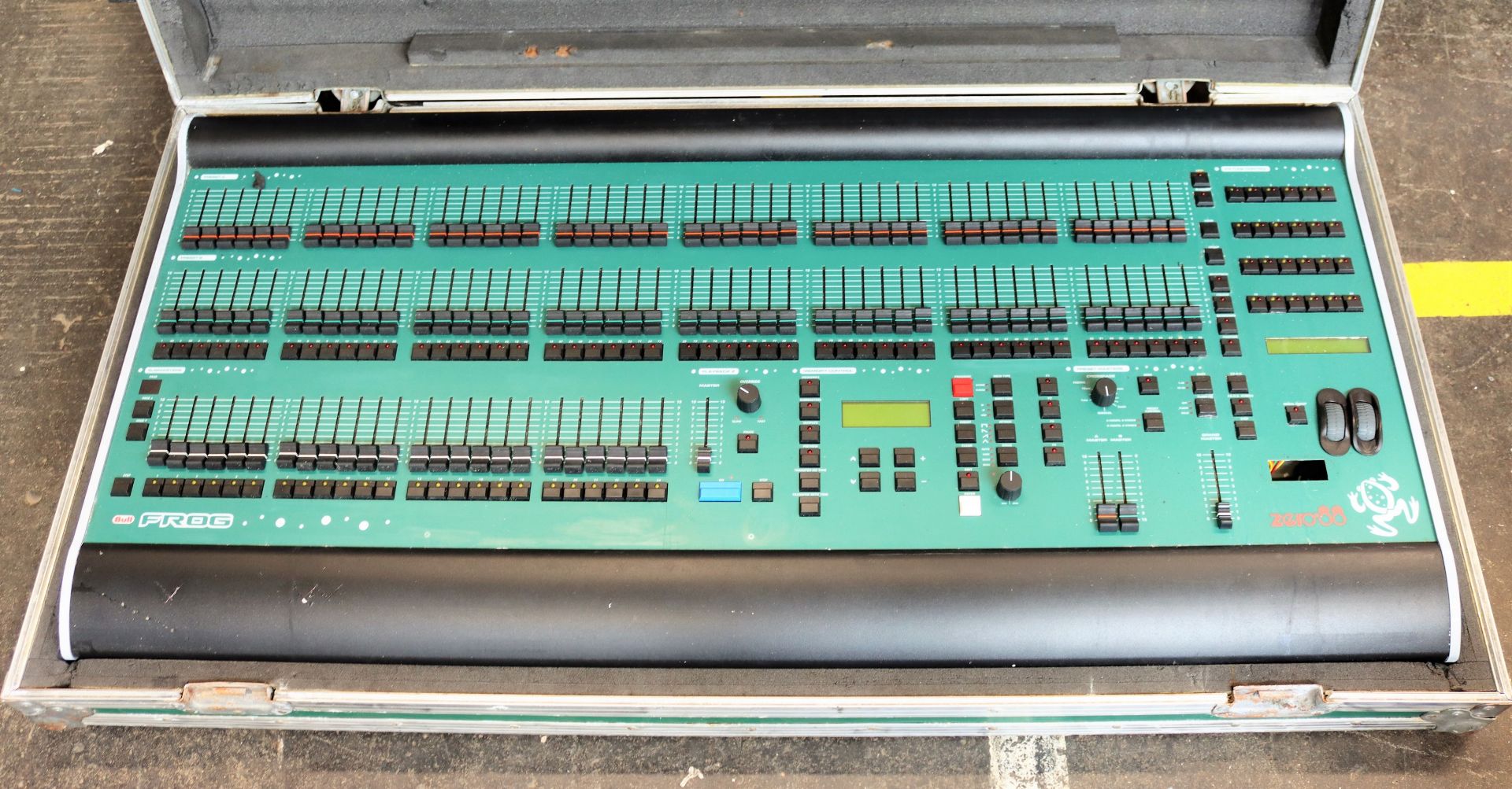 A pre-owned Bullfrog Zero-88 Lighting Desk in flight case (Damaged, untested. Sold as seen).