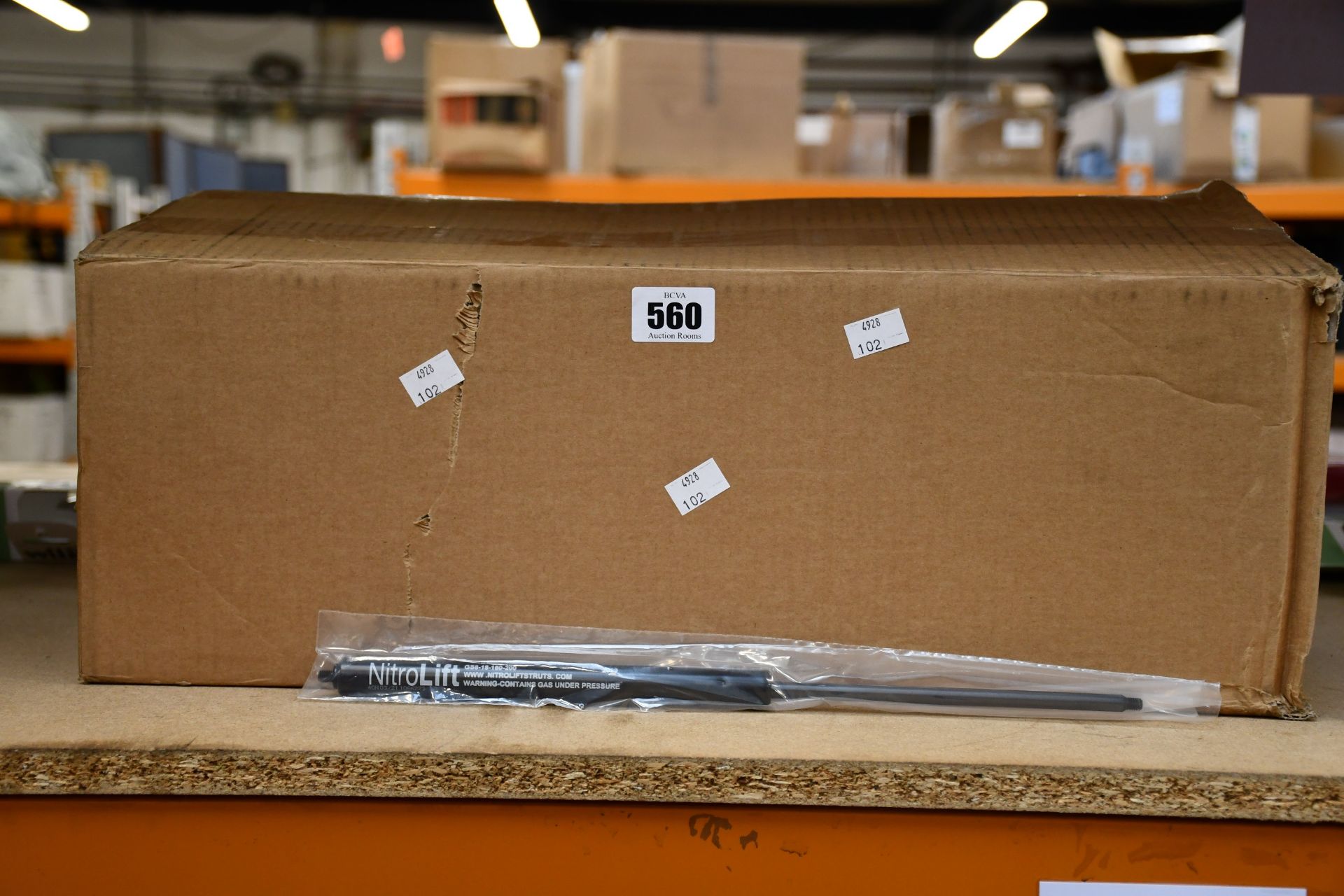 A large quantity of NitroLift GS8-18-160-200 fixed force gas struts (Approximately 30 items).