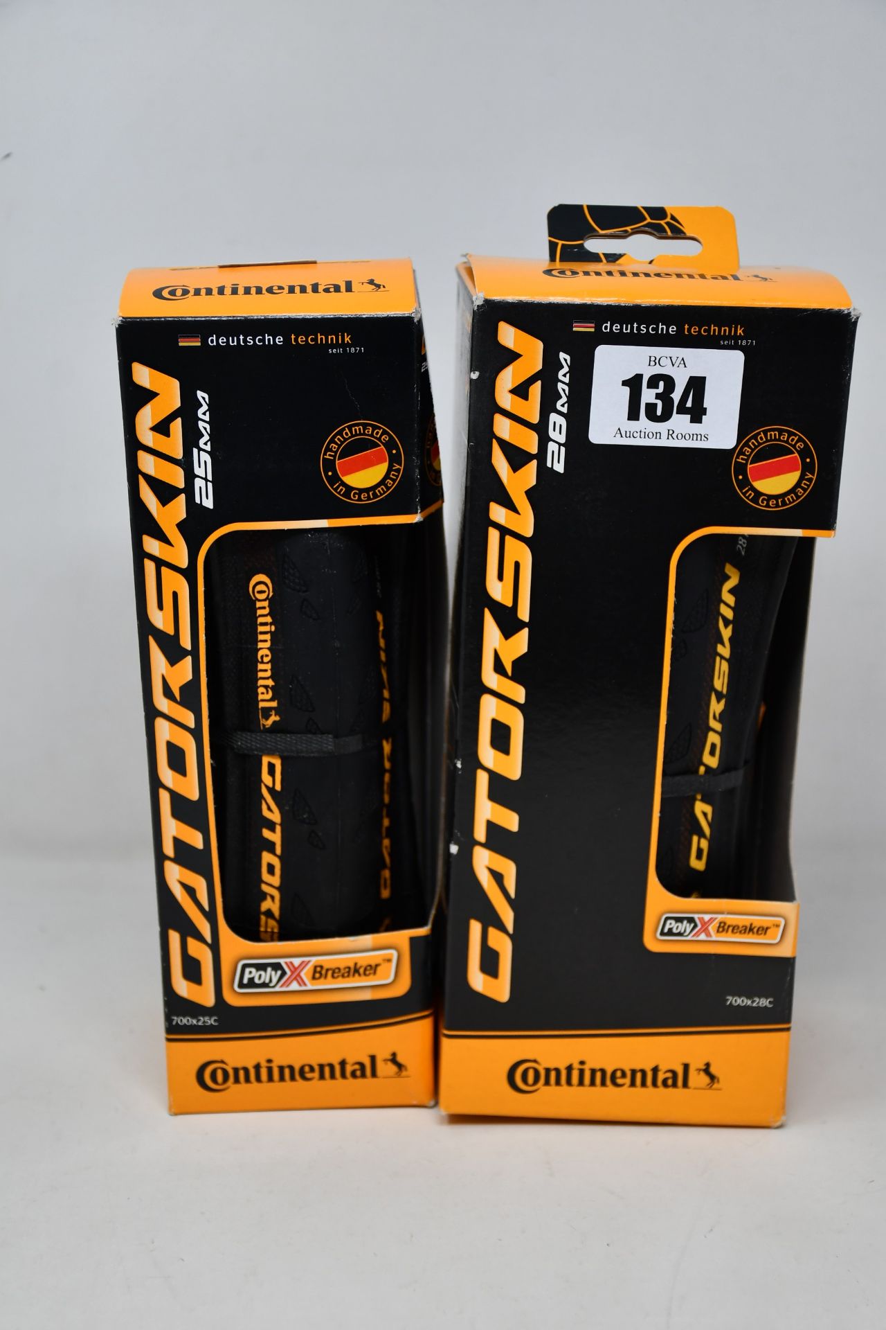 Two as new Continental Gatorskin 28mm foldable bicycle tyres and two as new Continental Gatorskin