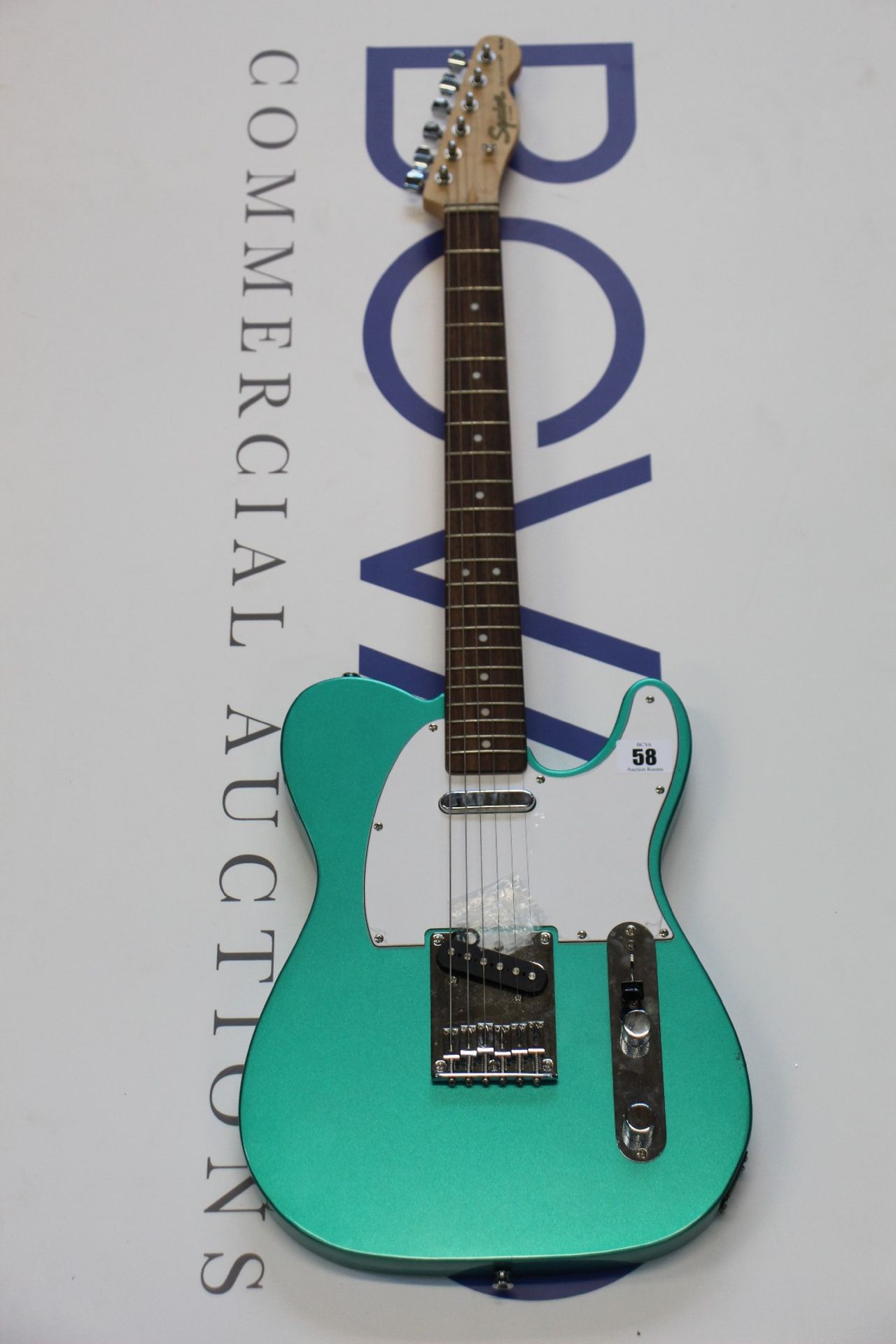 A pre-owned Squire Affinity Telecaster in Race Green (Guitar has some minor problems, Viewing