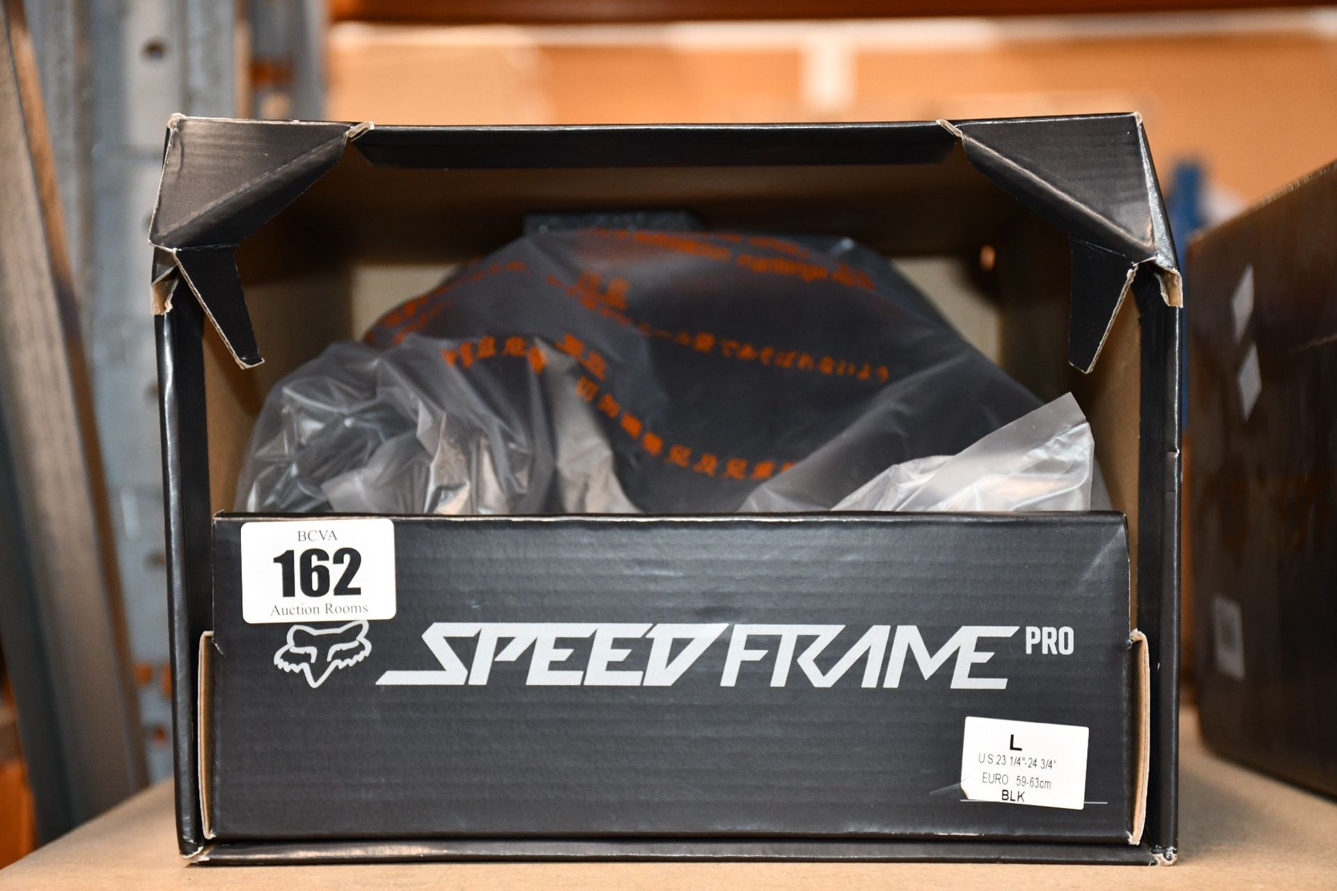 An as new Fox Speedframe Pro Mountain Bike Helmet in black (L).