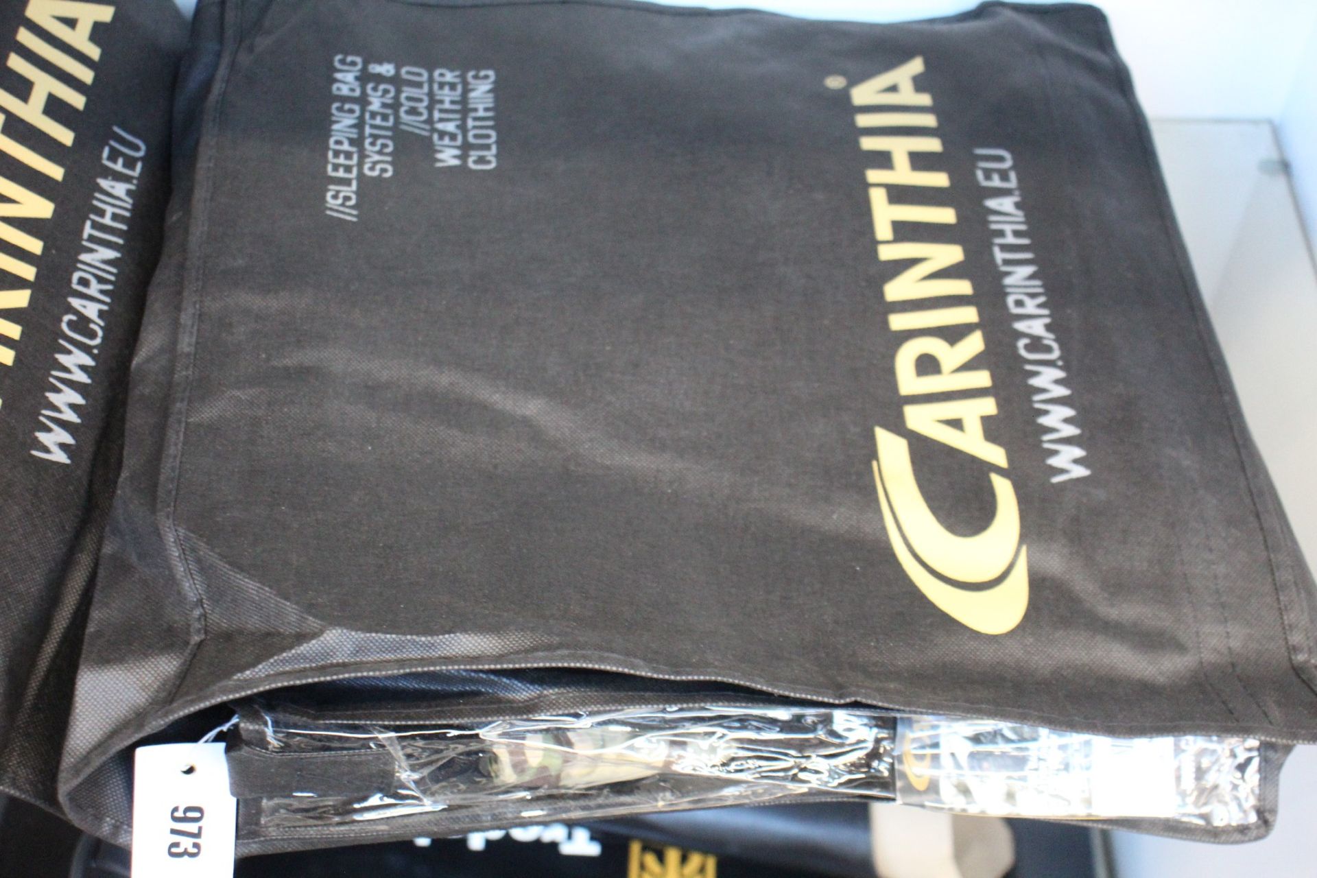 An as new Carinthia MIG 3.0 jacket (M).