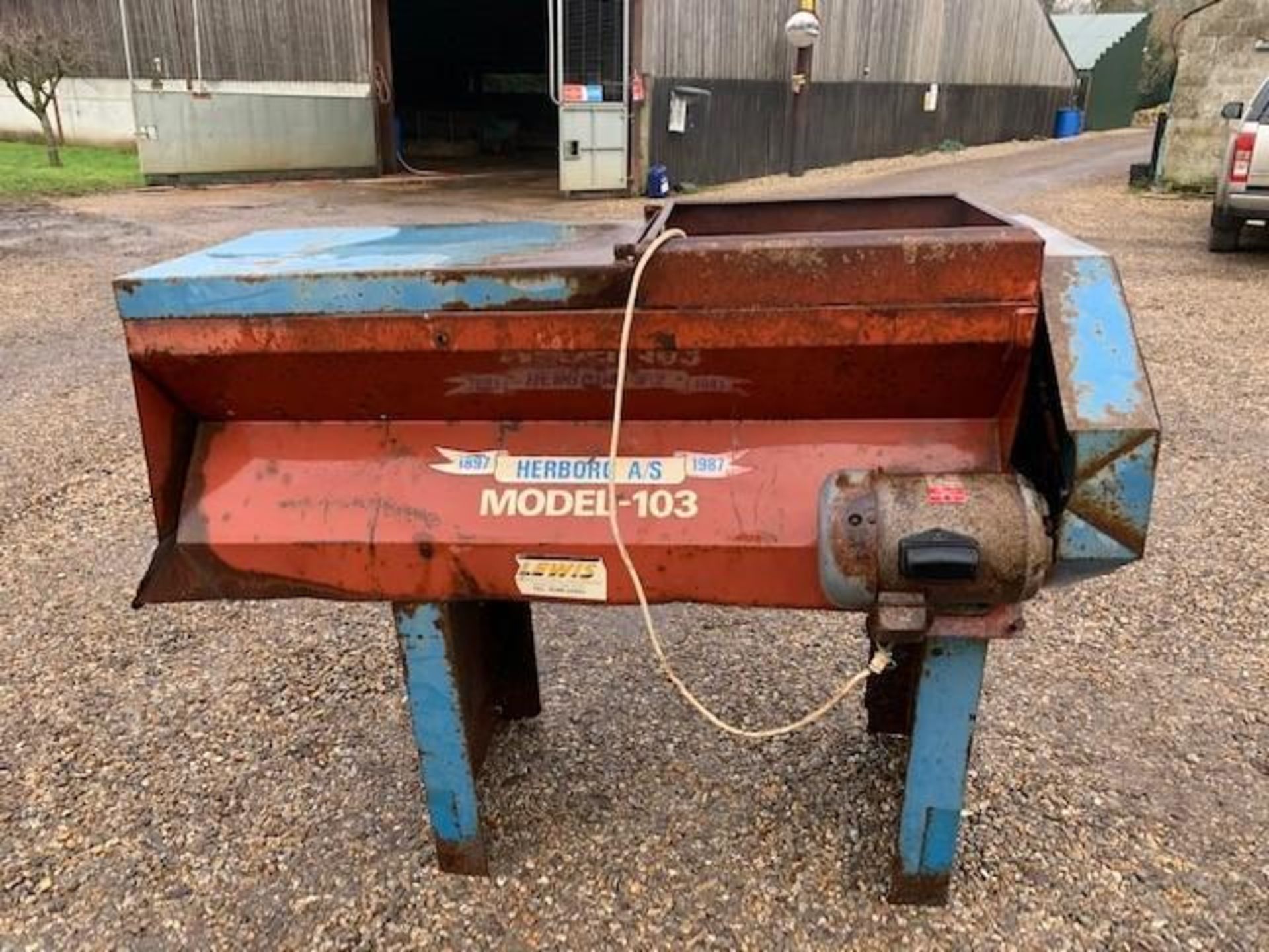 Herboro A/S Fodder Beet Cleaner and Chopper