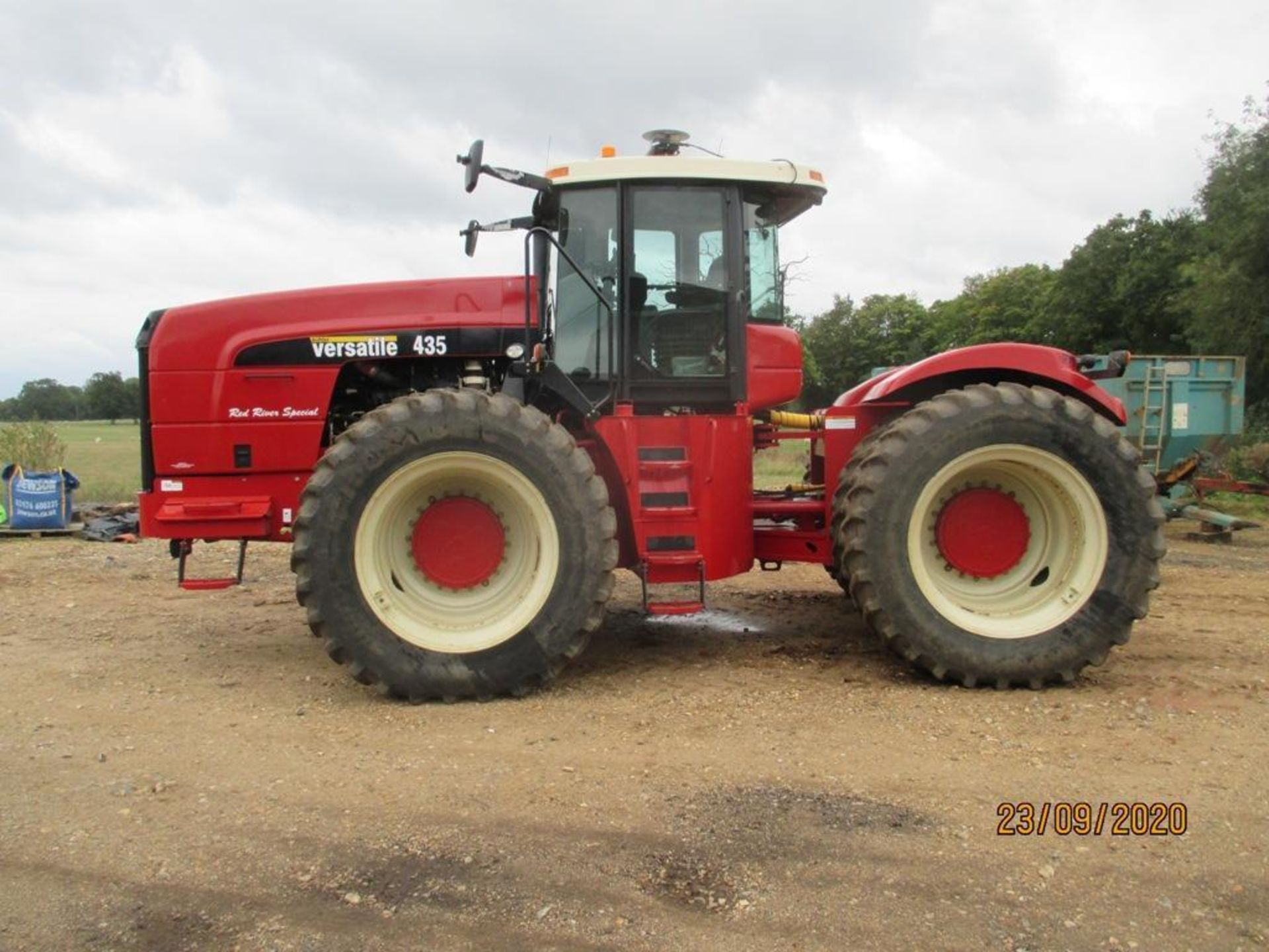 Versatile 435 Red River Special - Image 7 of 12