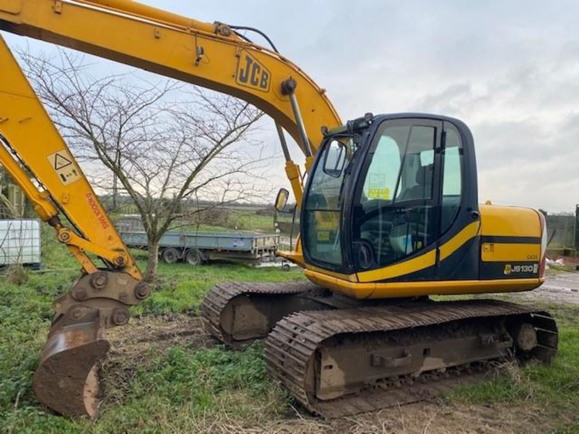 JCB JS130 360deg Excavator